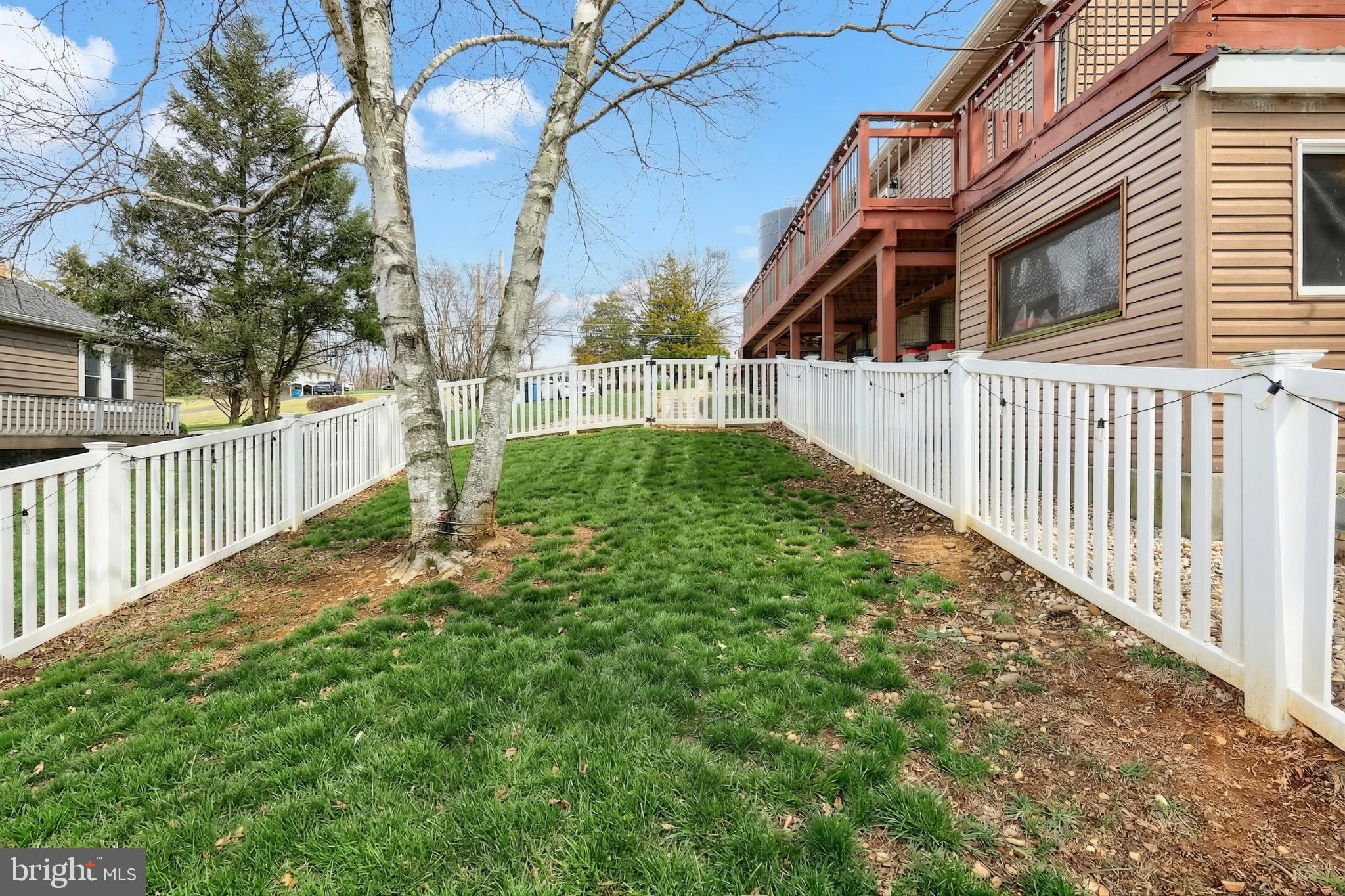 LAKE MEADE - Residential