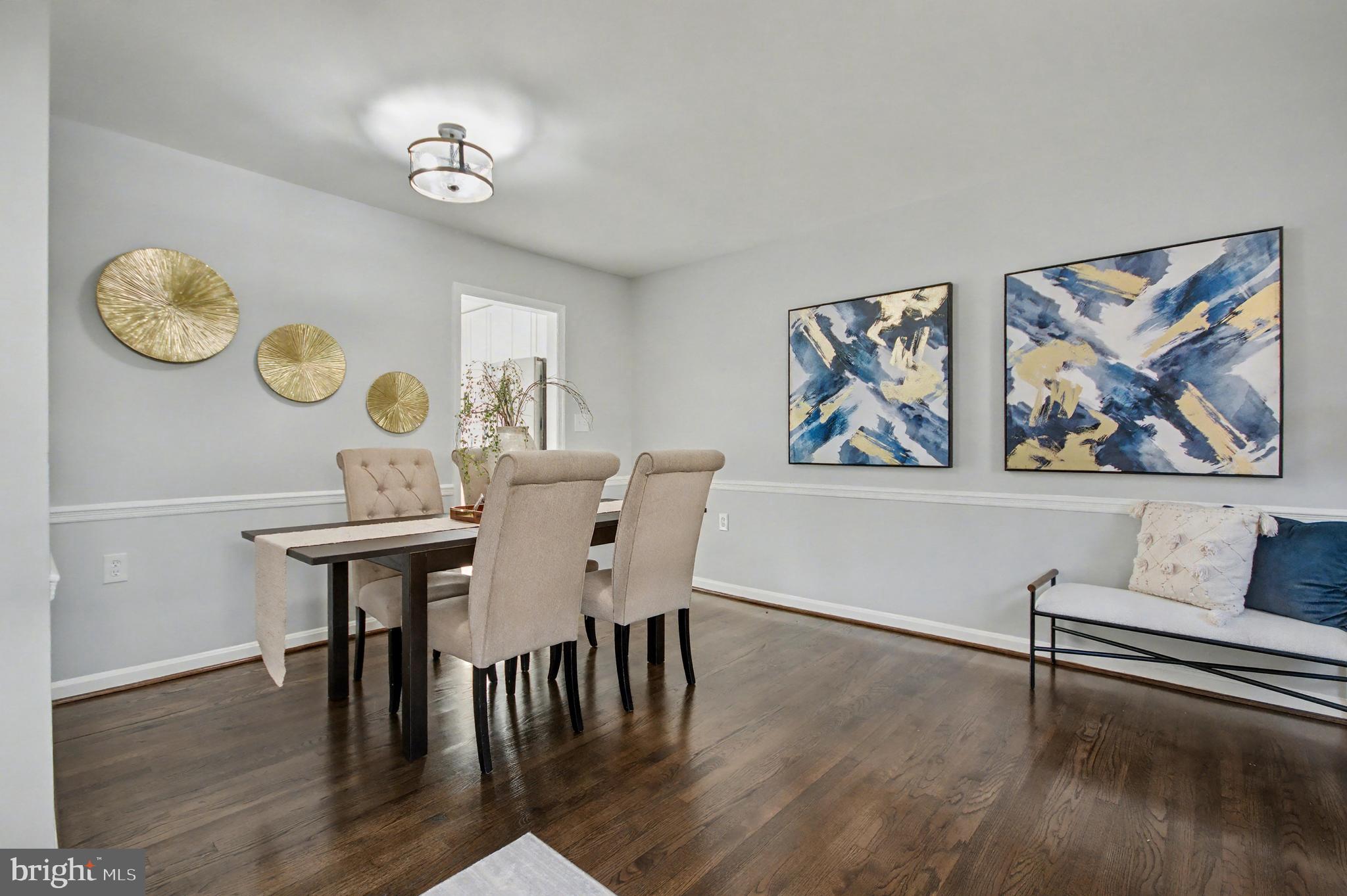 GEORGETOWN HOUSES - Residential Lease