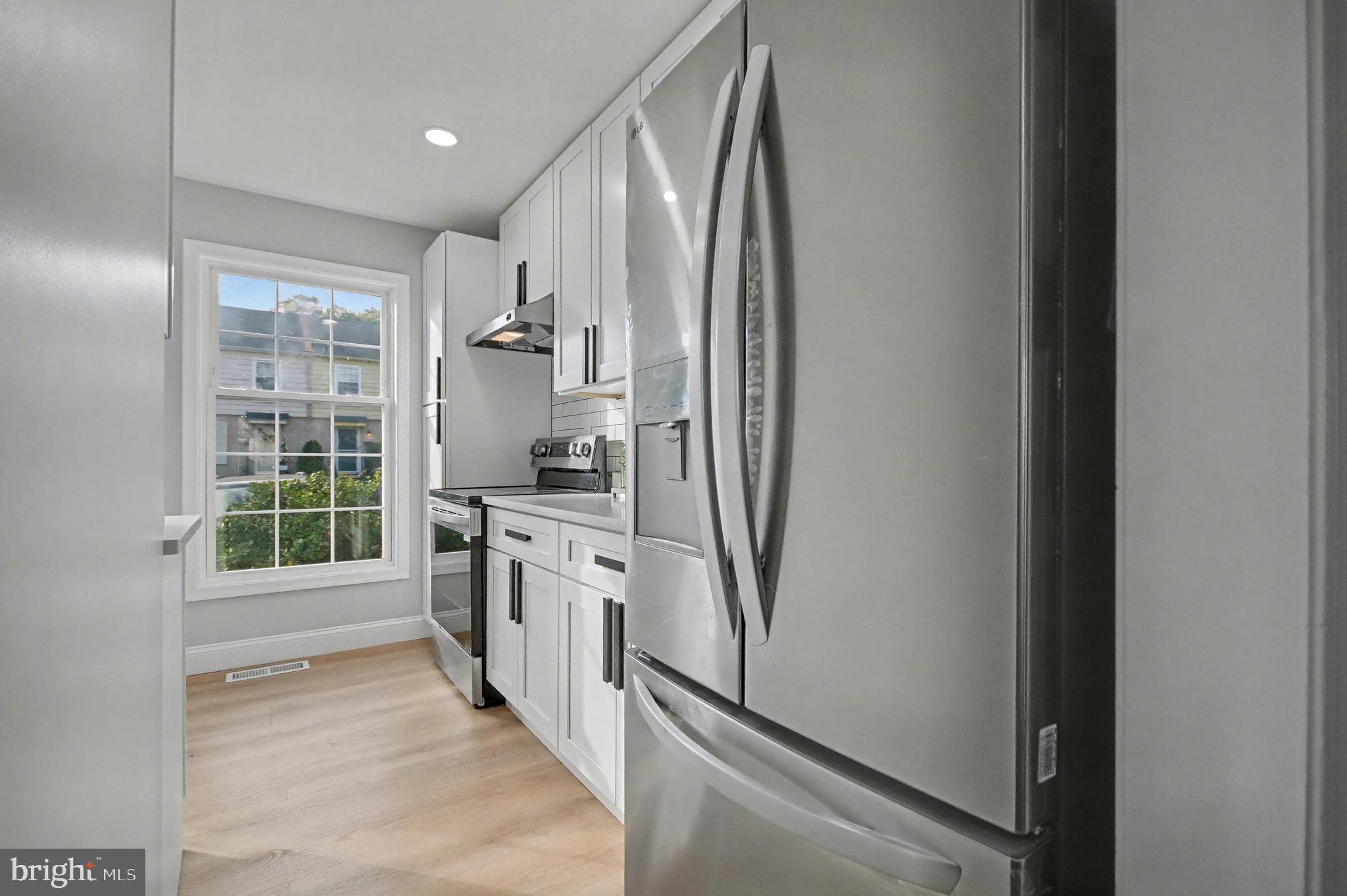 GEORGETOWN HOUSES - Residential Lease