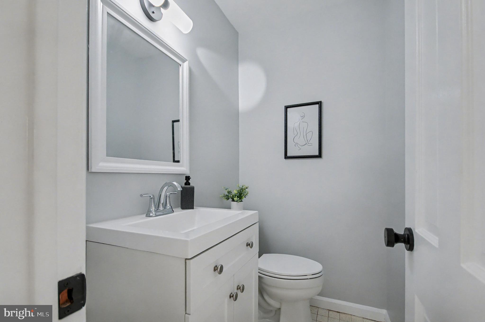 GEORGETOWN HOUSES - Residential Lease