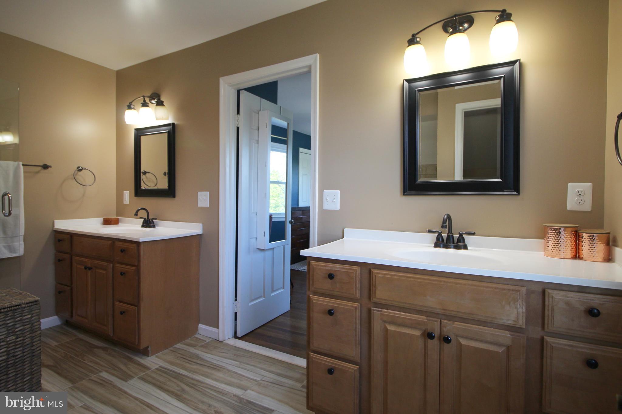 MAYWOOD - Residential Lease