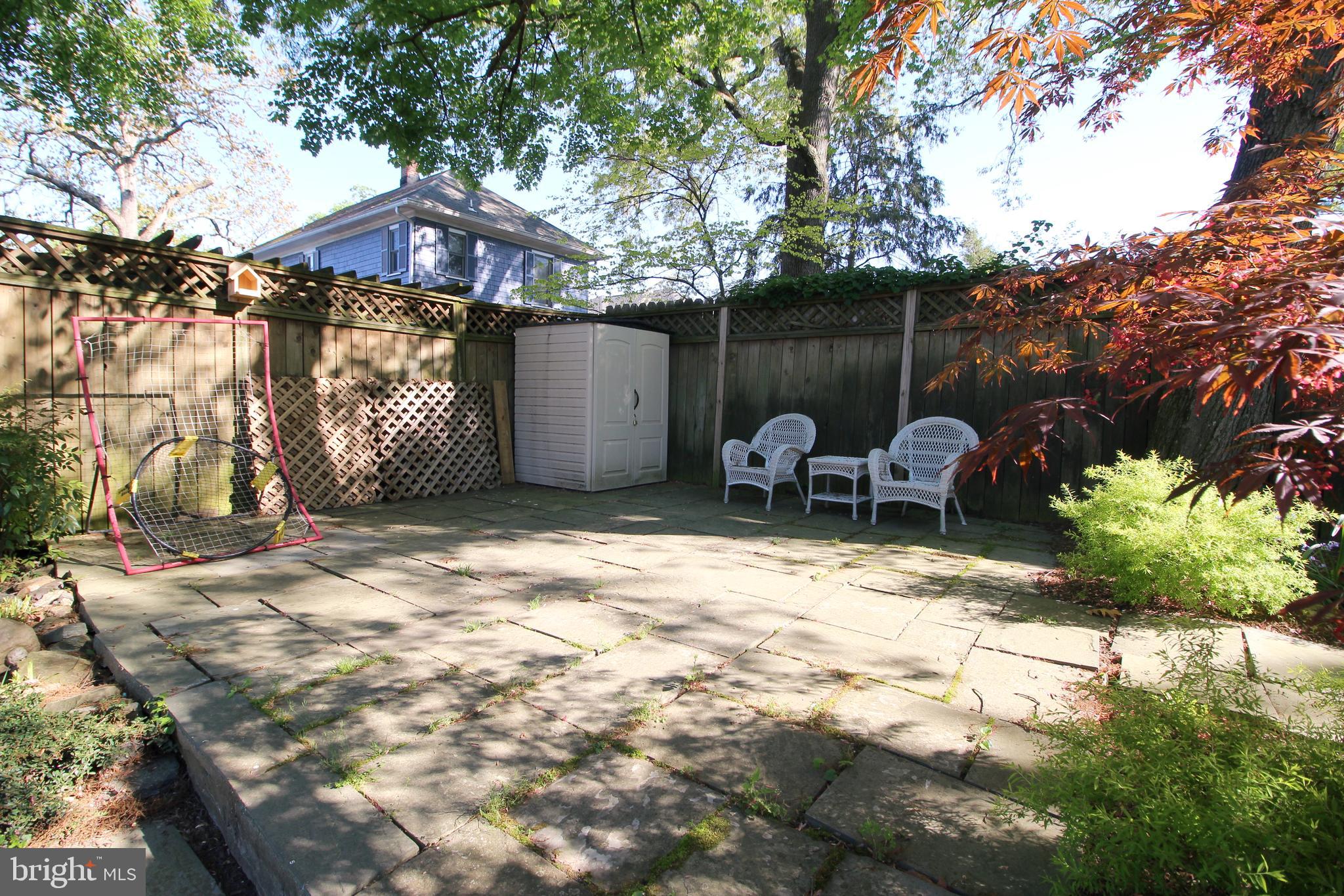 MAYWOOD - Residential Lease