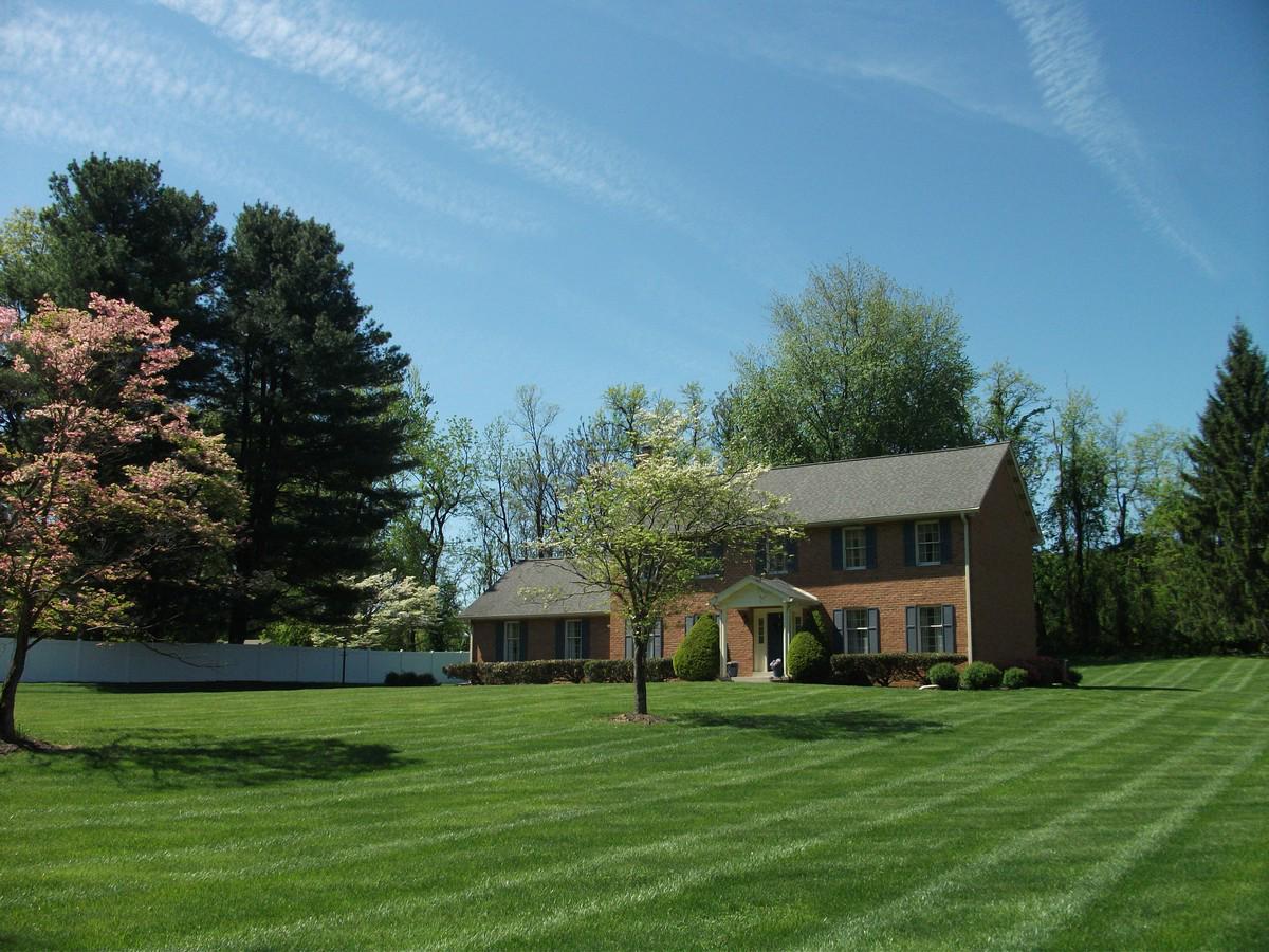 HILLSIDE ESTATES - Residential