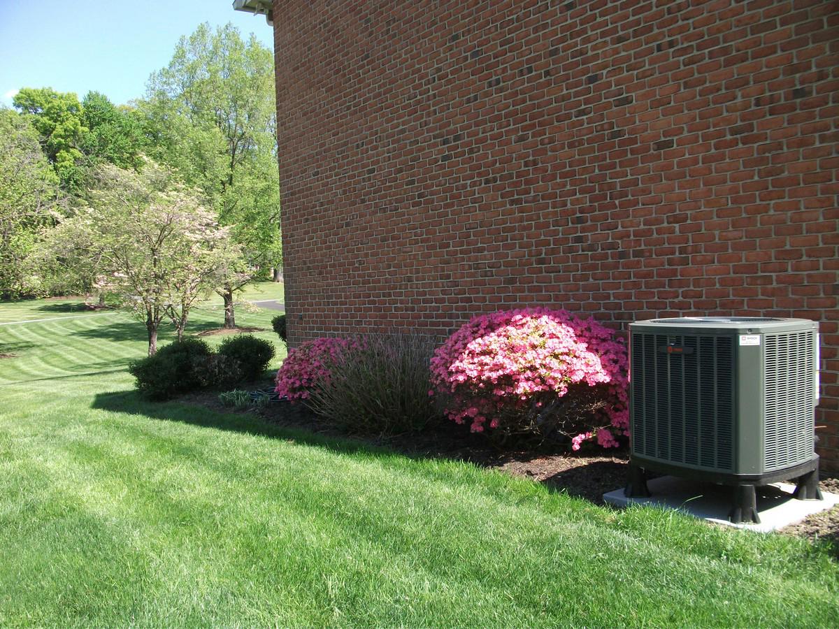 HILLSIDE ESTATES - Residential