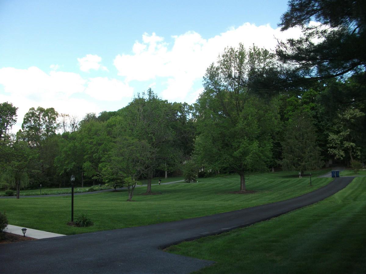 HILLSIDE ESTATES - Residential