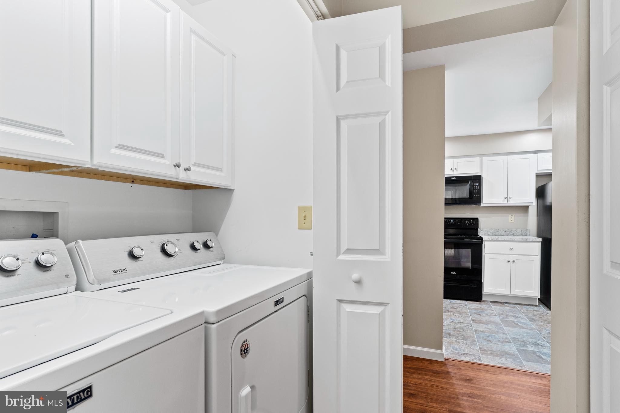 LAUREL HILLS NORTH - Residential