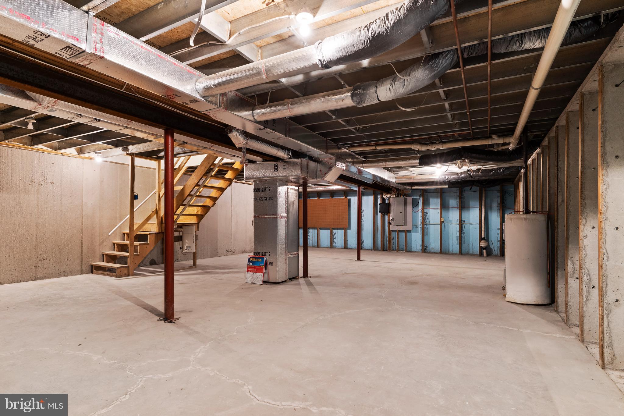 LAUREL HILLS NORTH - Residential