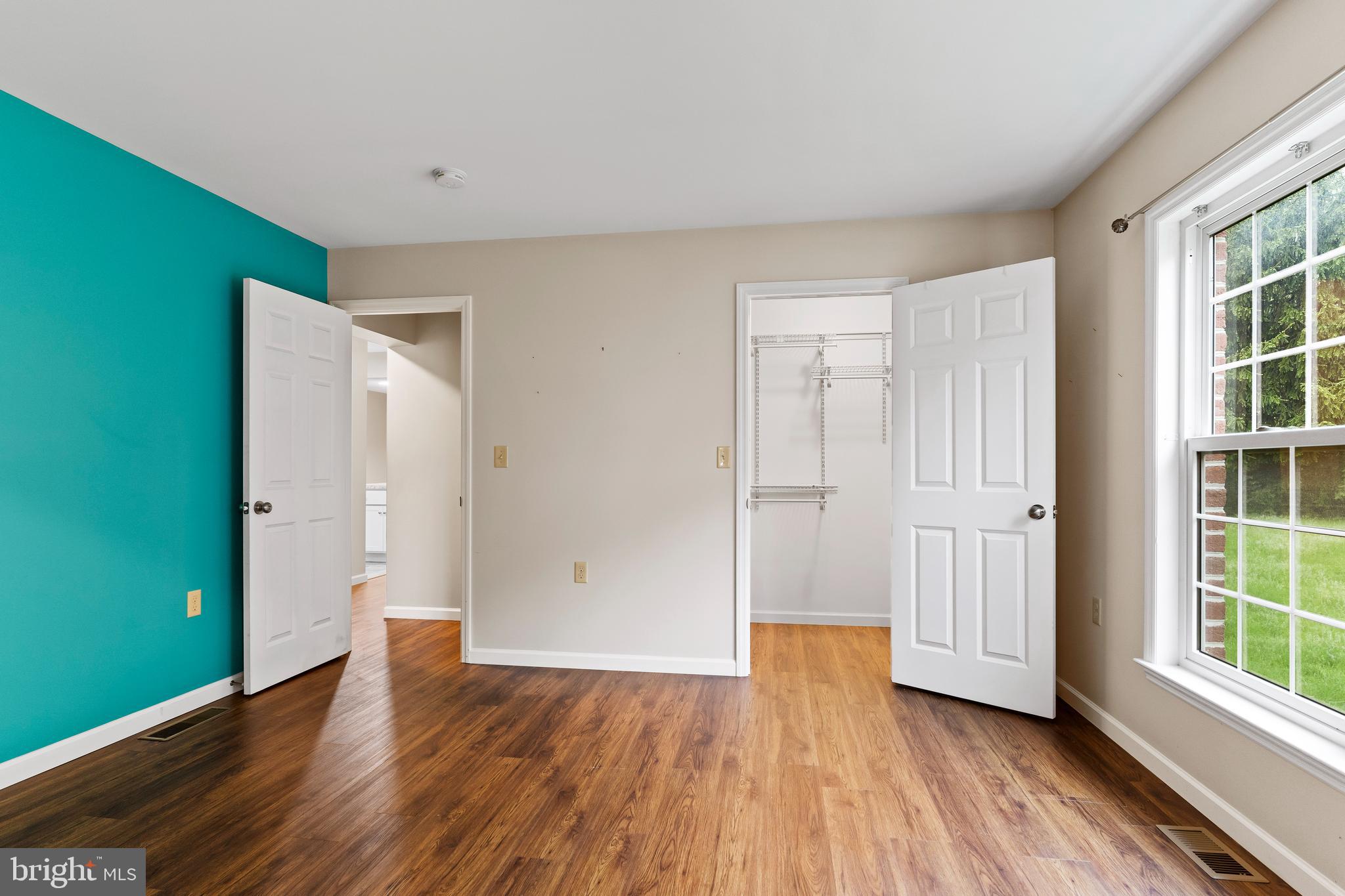 LAUREL HILLS NORTH - Residential