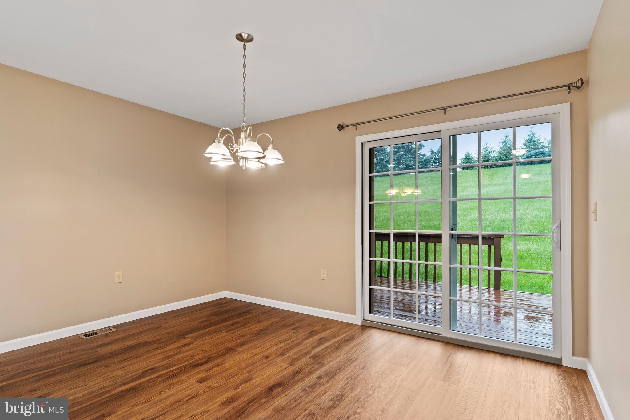 LAUREL HILLS NORTH - Residential