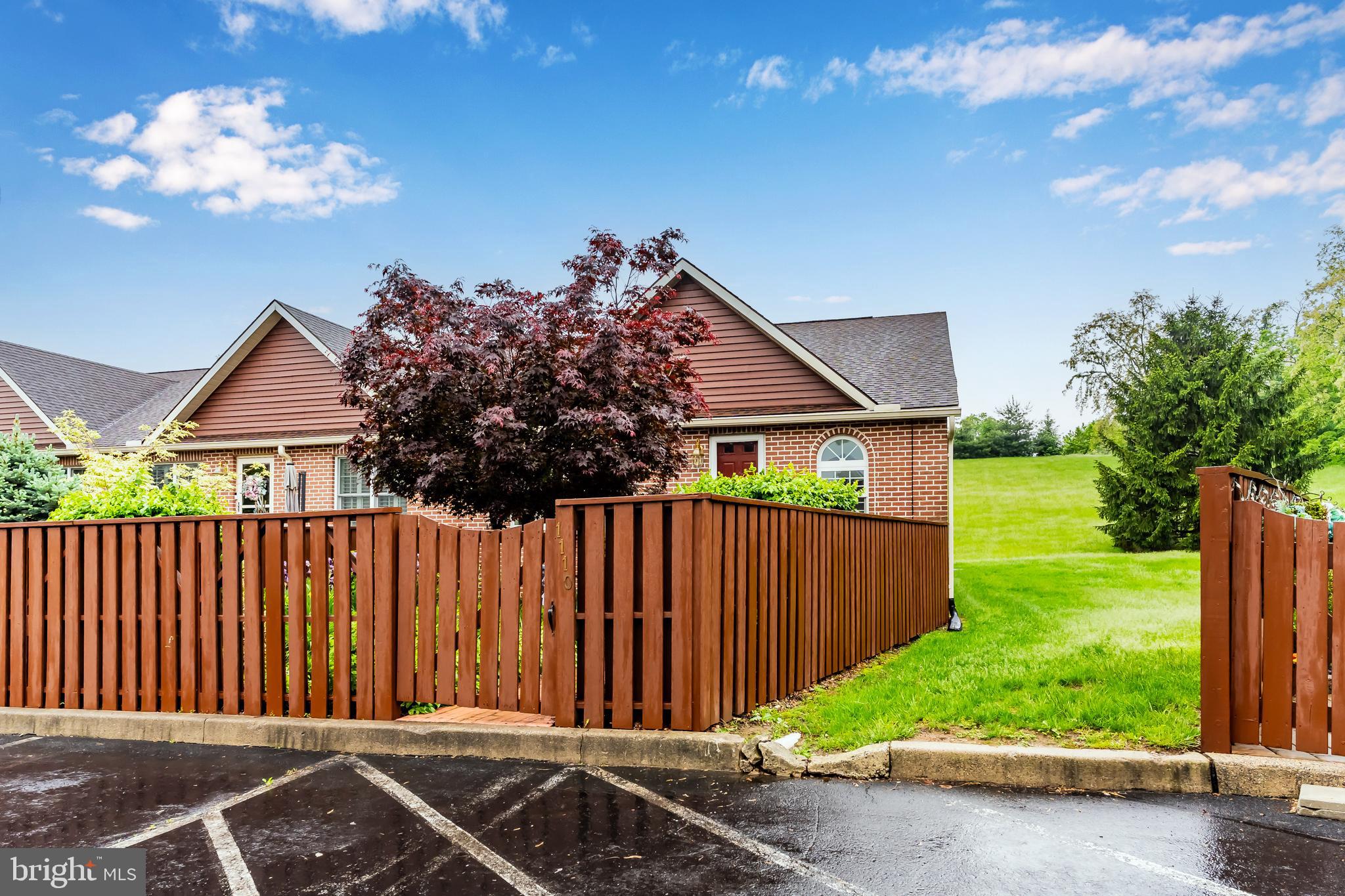 1110 STERLING COURT