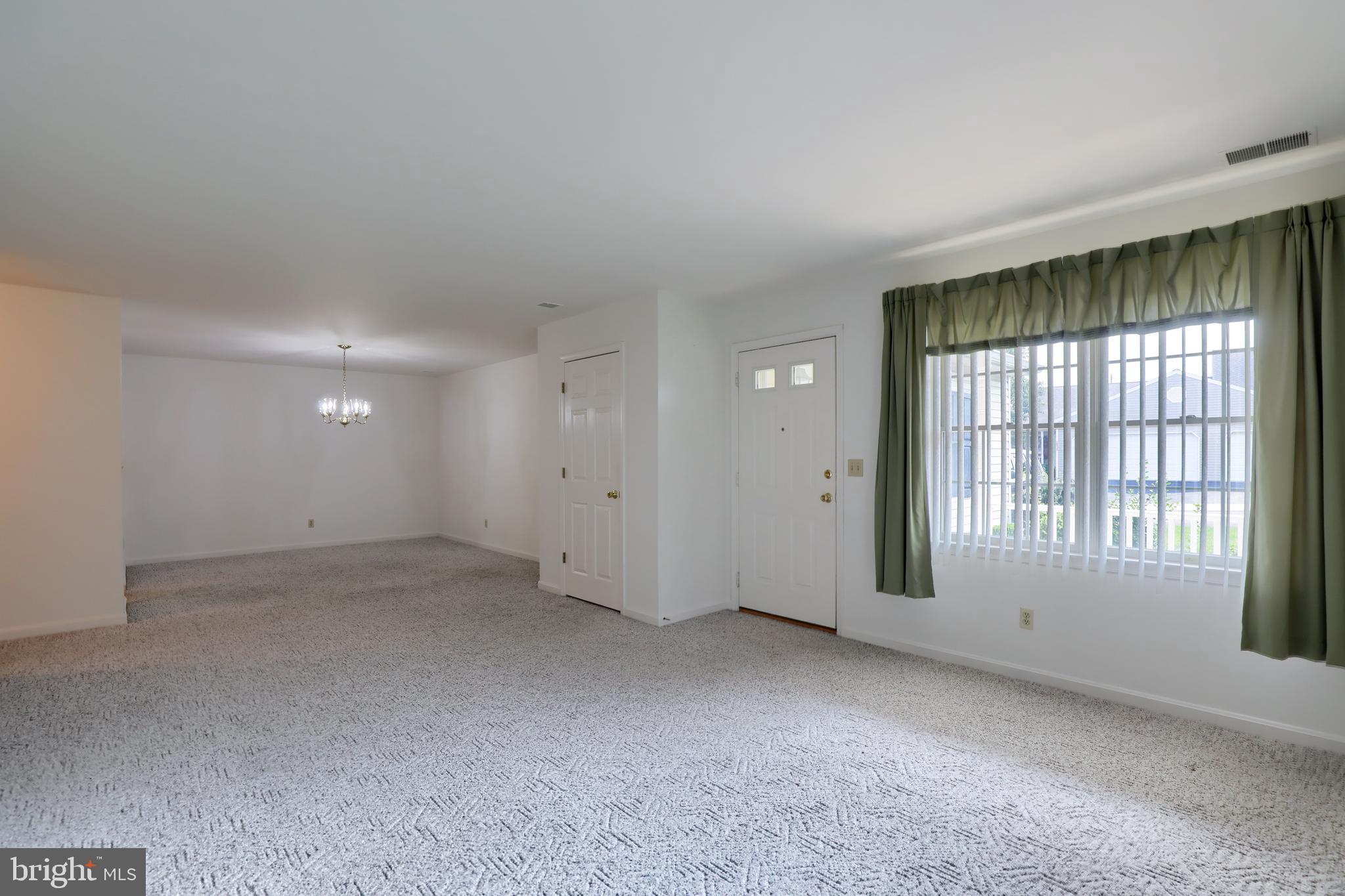 LONGSTOWN VILLAGE - Residential