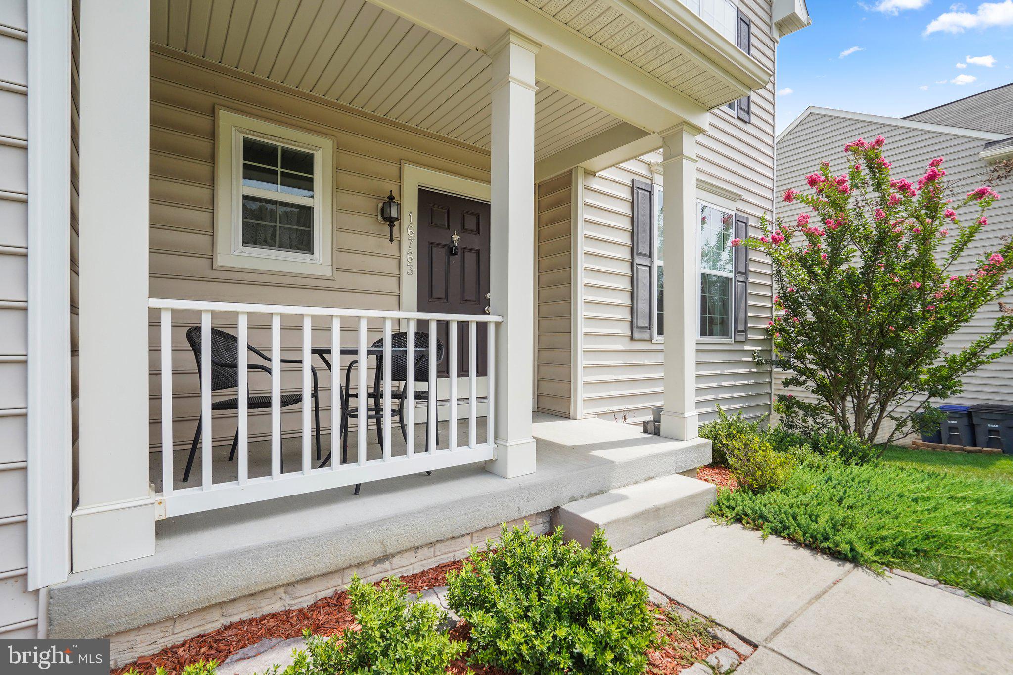 MOUNTAIN VALLEY - Residential Lease