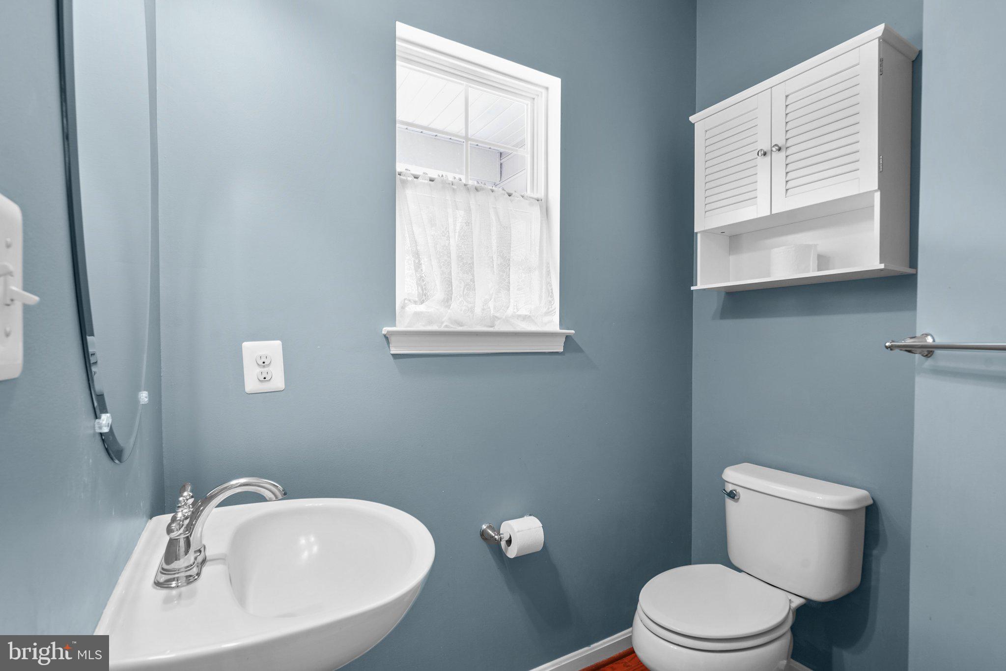 MOUNTAIN VALLEY - Residential Lease