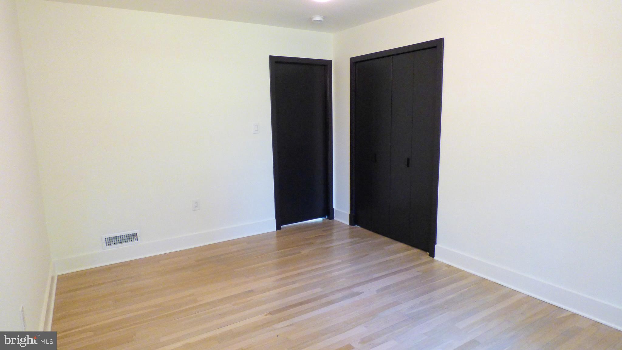 HILLWOOD - Residential Lease