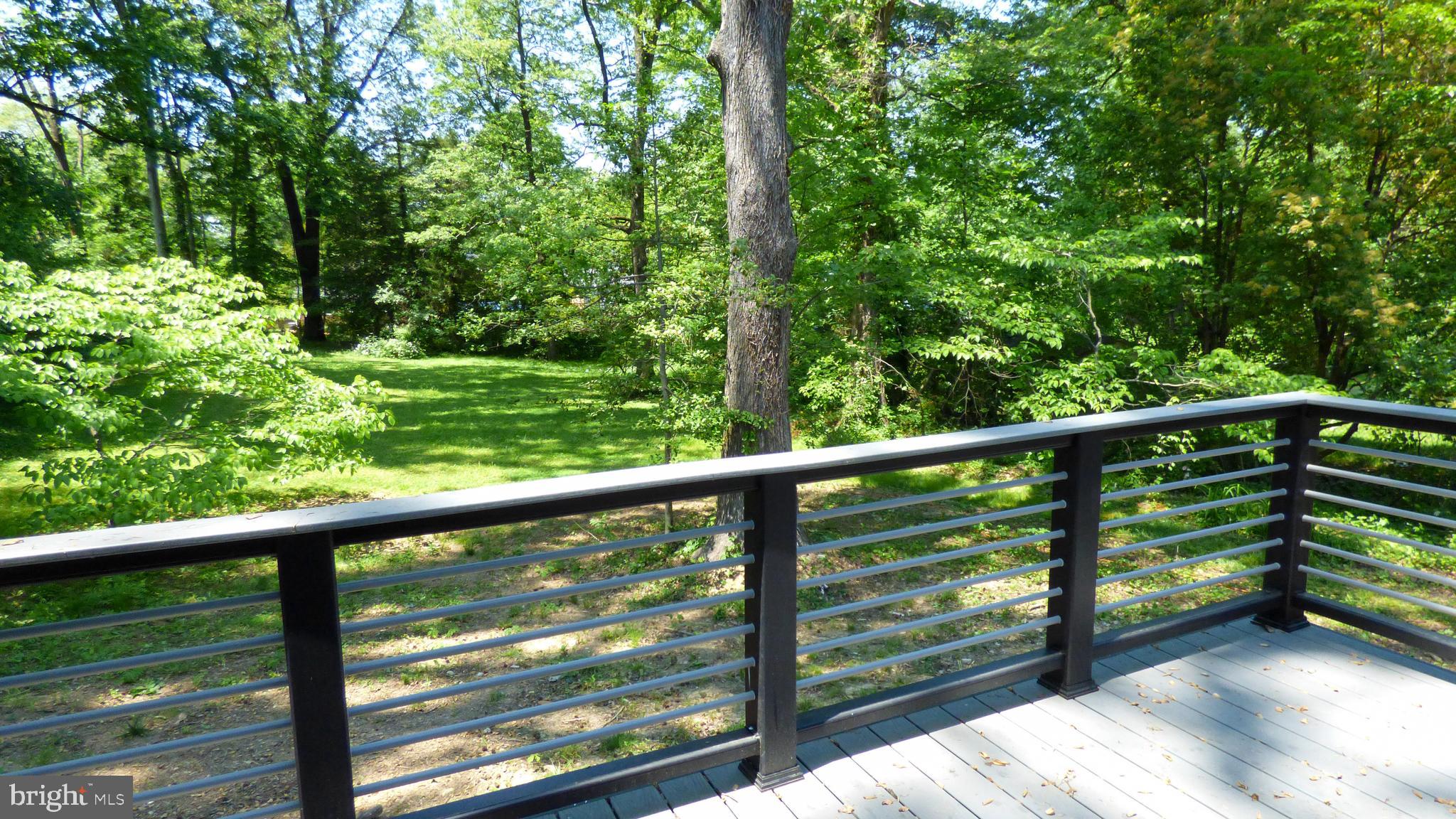 HILLWOOD - Residential Lease