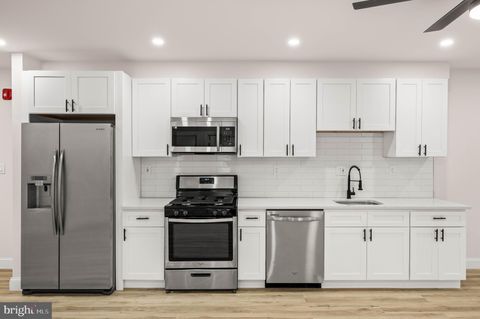 Condo For Rent - 437 W Girard Avenue #4<br/> PHILADELPHIA, PA 19123