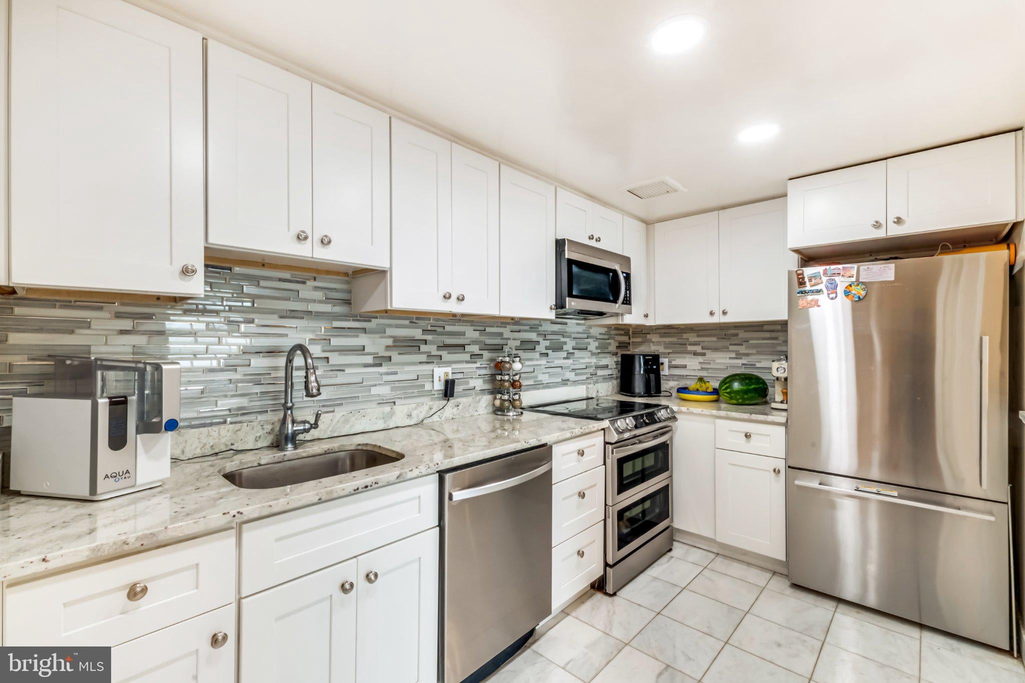 309 FLORENCE AVENUE 616-N