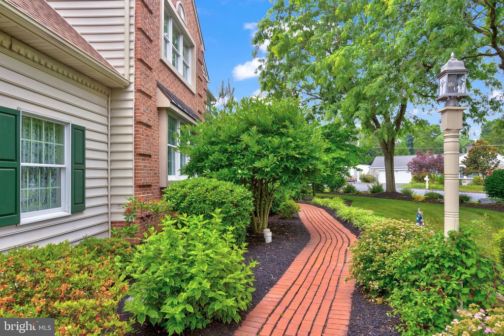 Photo of 404 RHODA DR, LANCASTER, PA 17601 (MLS # PALA2036666)