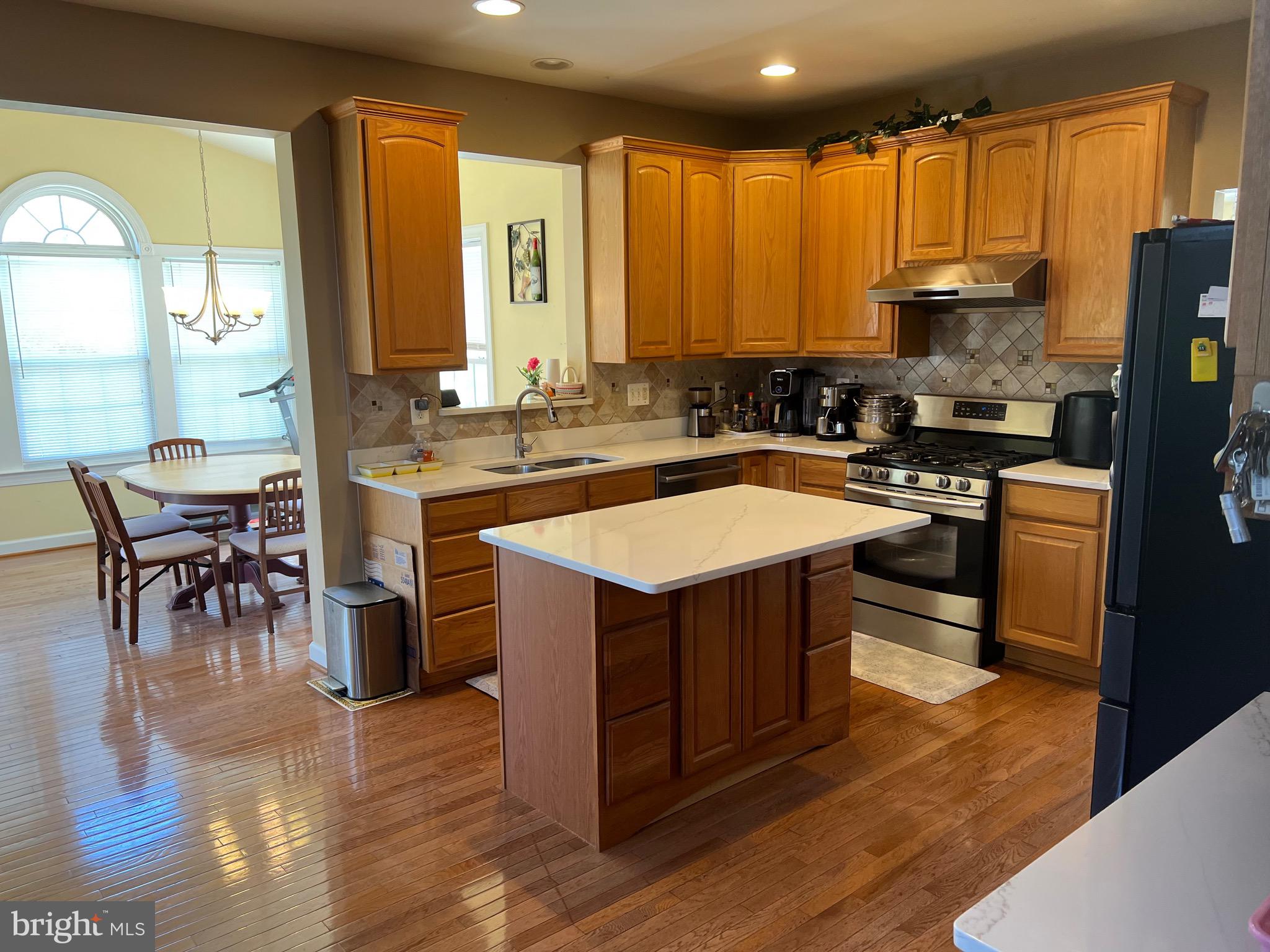 AIRDRIE MEADOWS - Residential