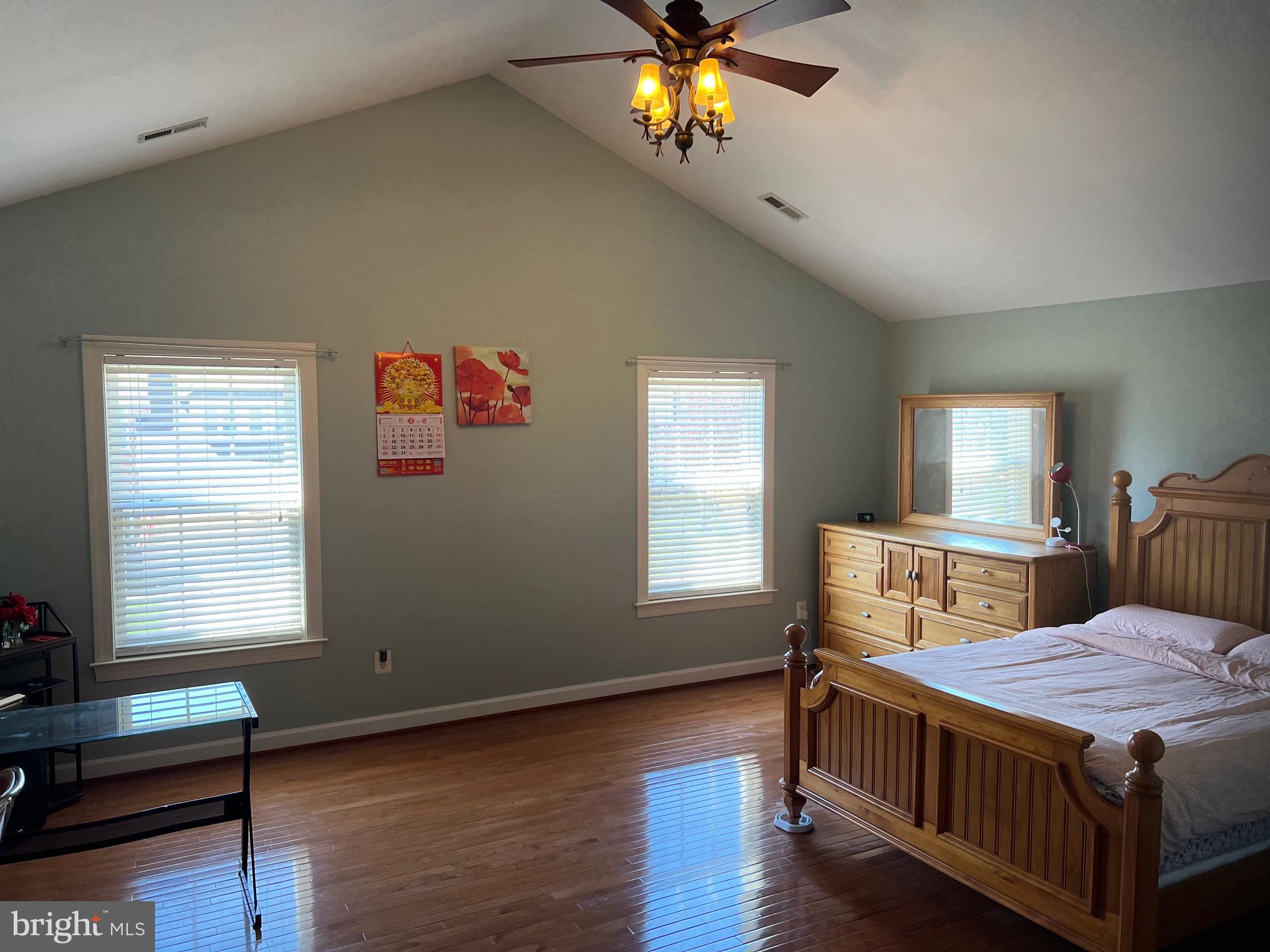 AIRDRIE MEADOWS - Residential