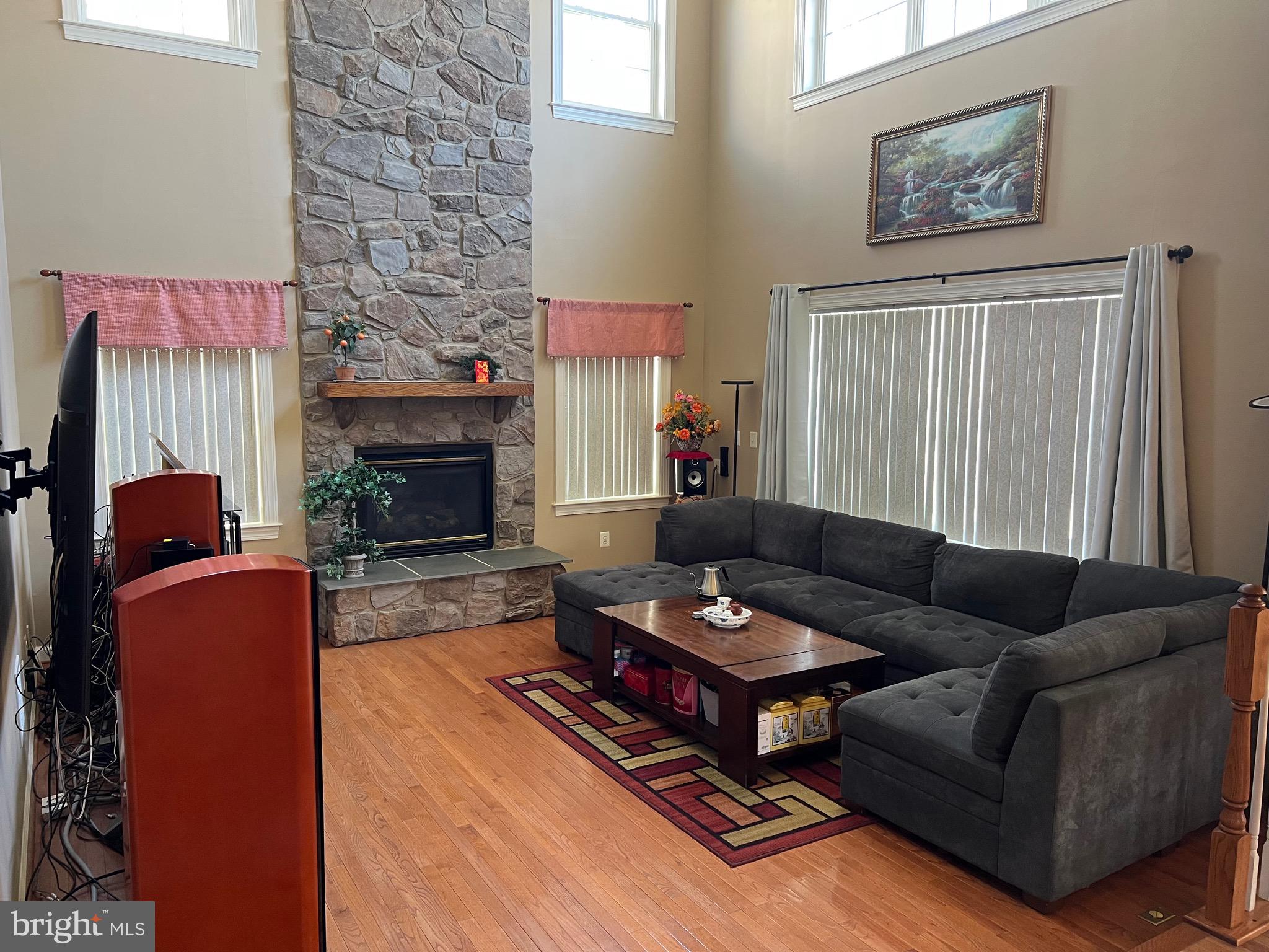 AIRDRIE MEADOWS - Residential