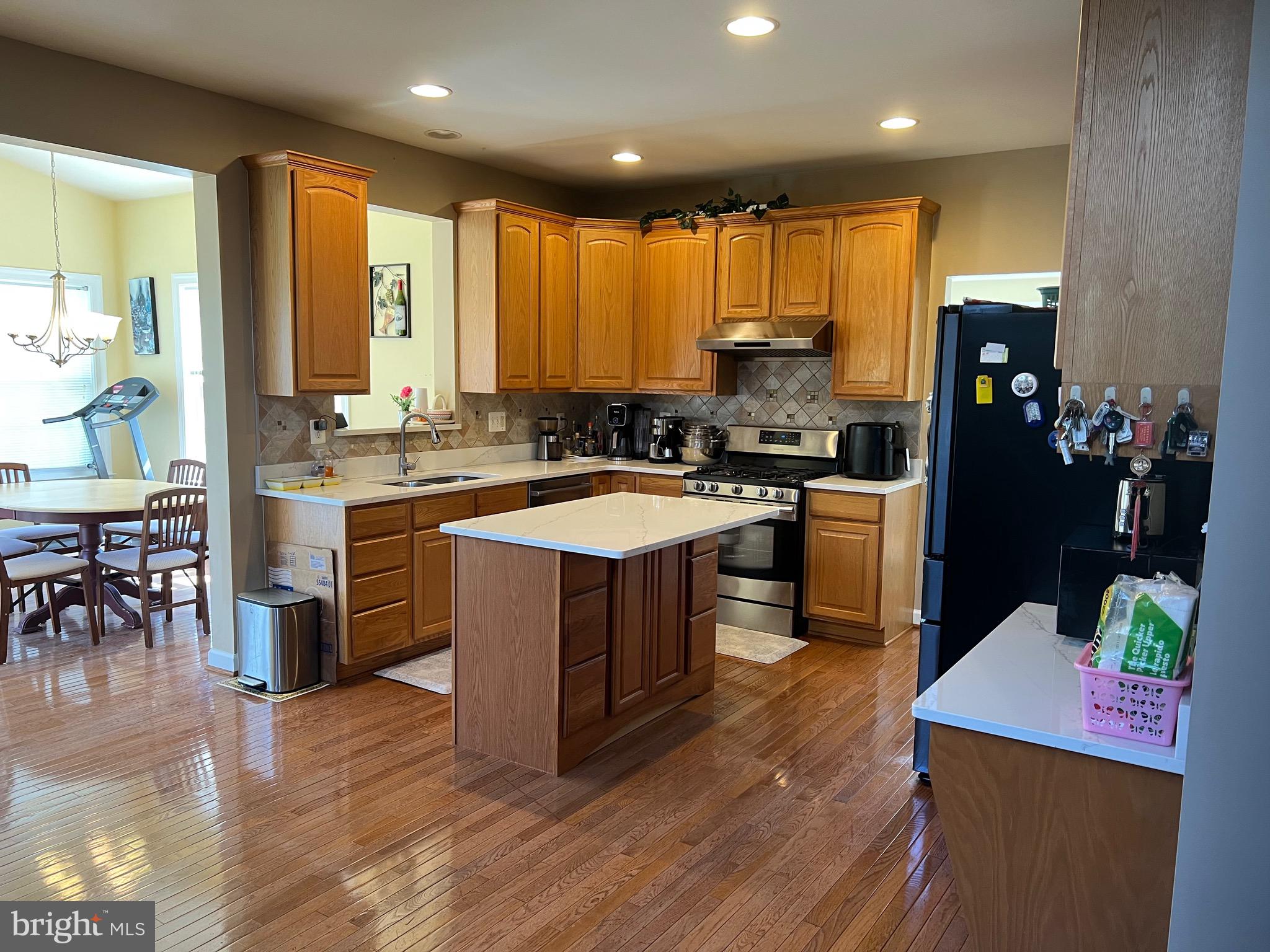 AIRDRIE MEADOWS - Residential