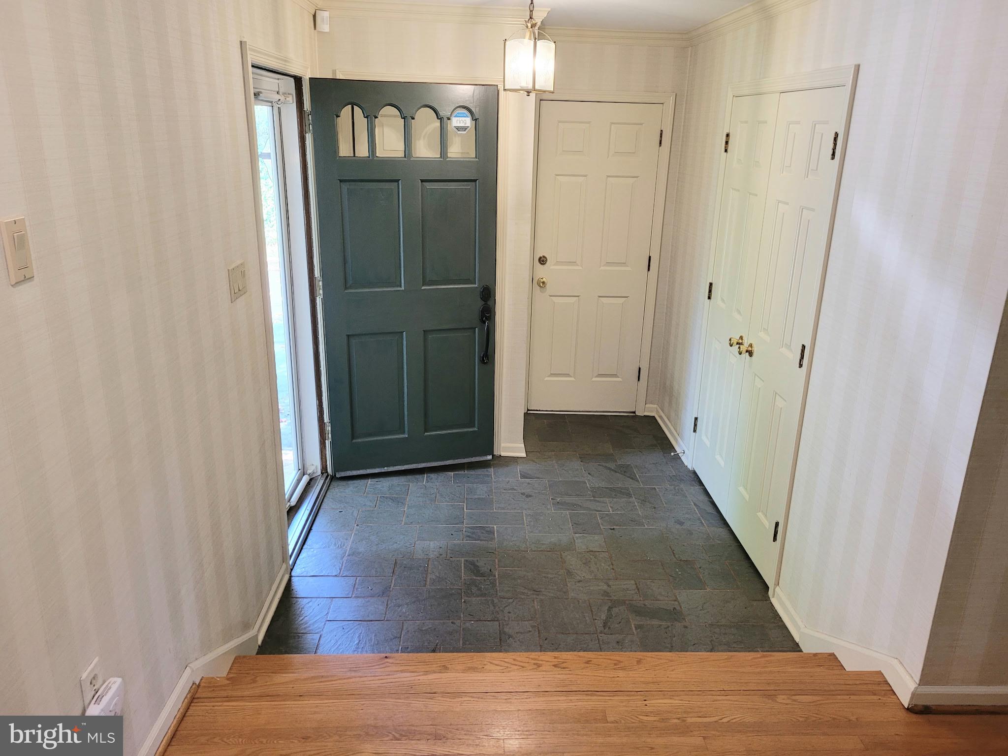 27 KINGS GRANT ROAD