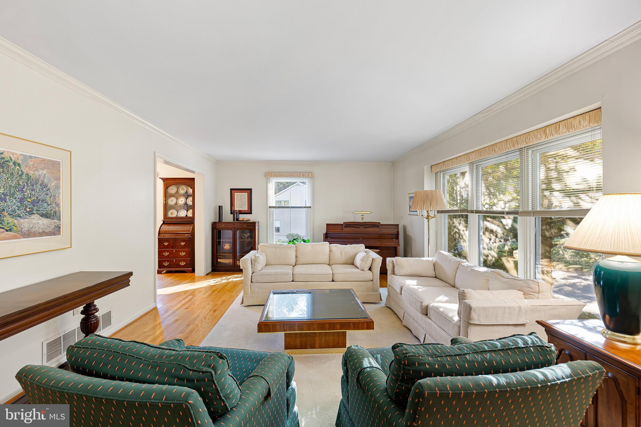 27 KINGS GRANT ROAD
