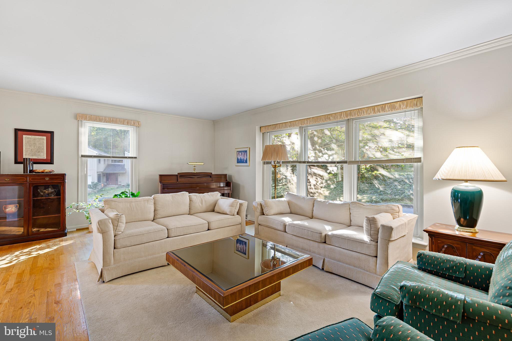 27 KINGS GRANT ROAD