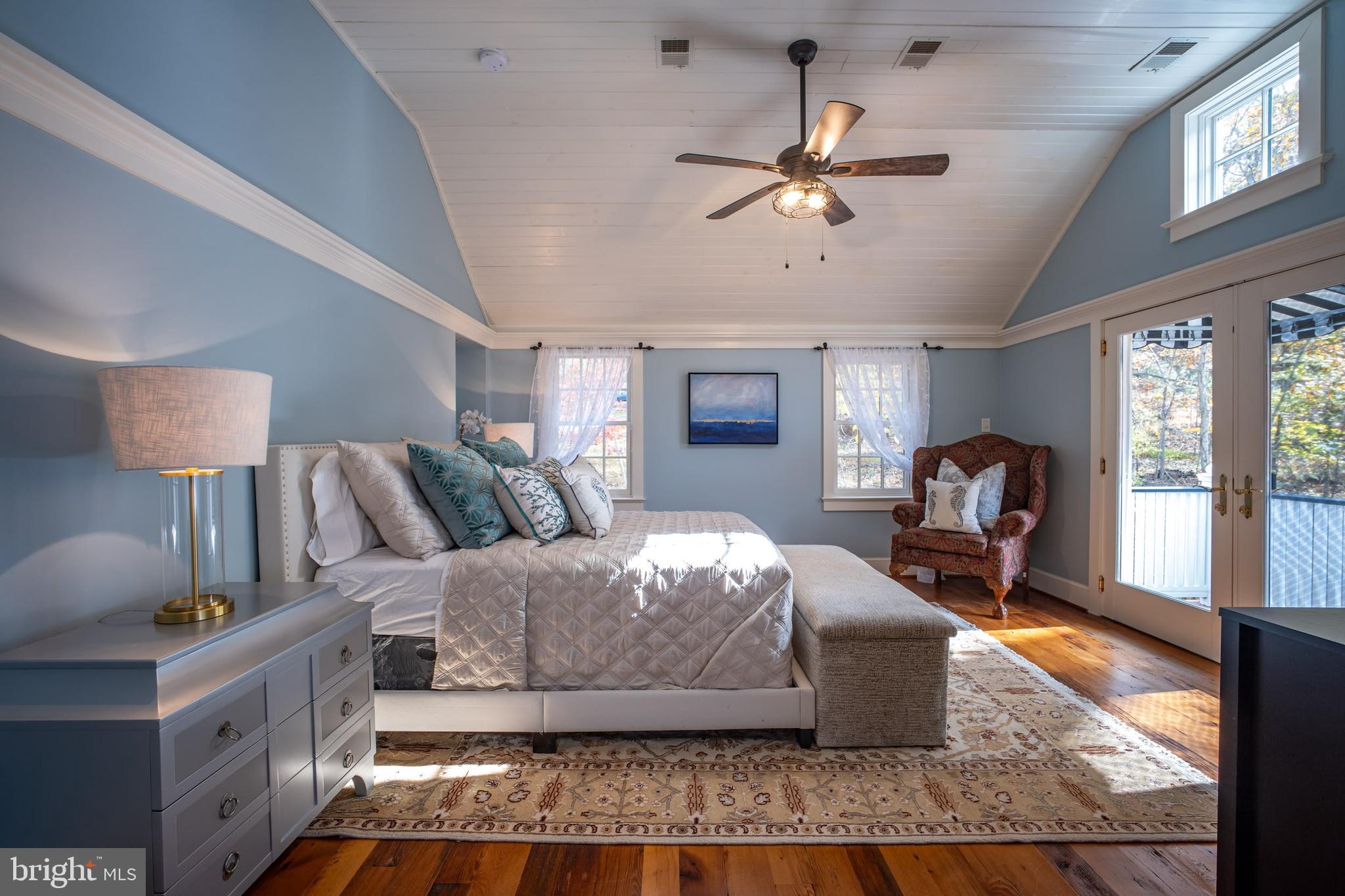 TAYLORSTOWN - Residential