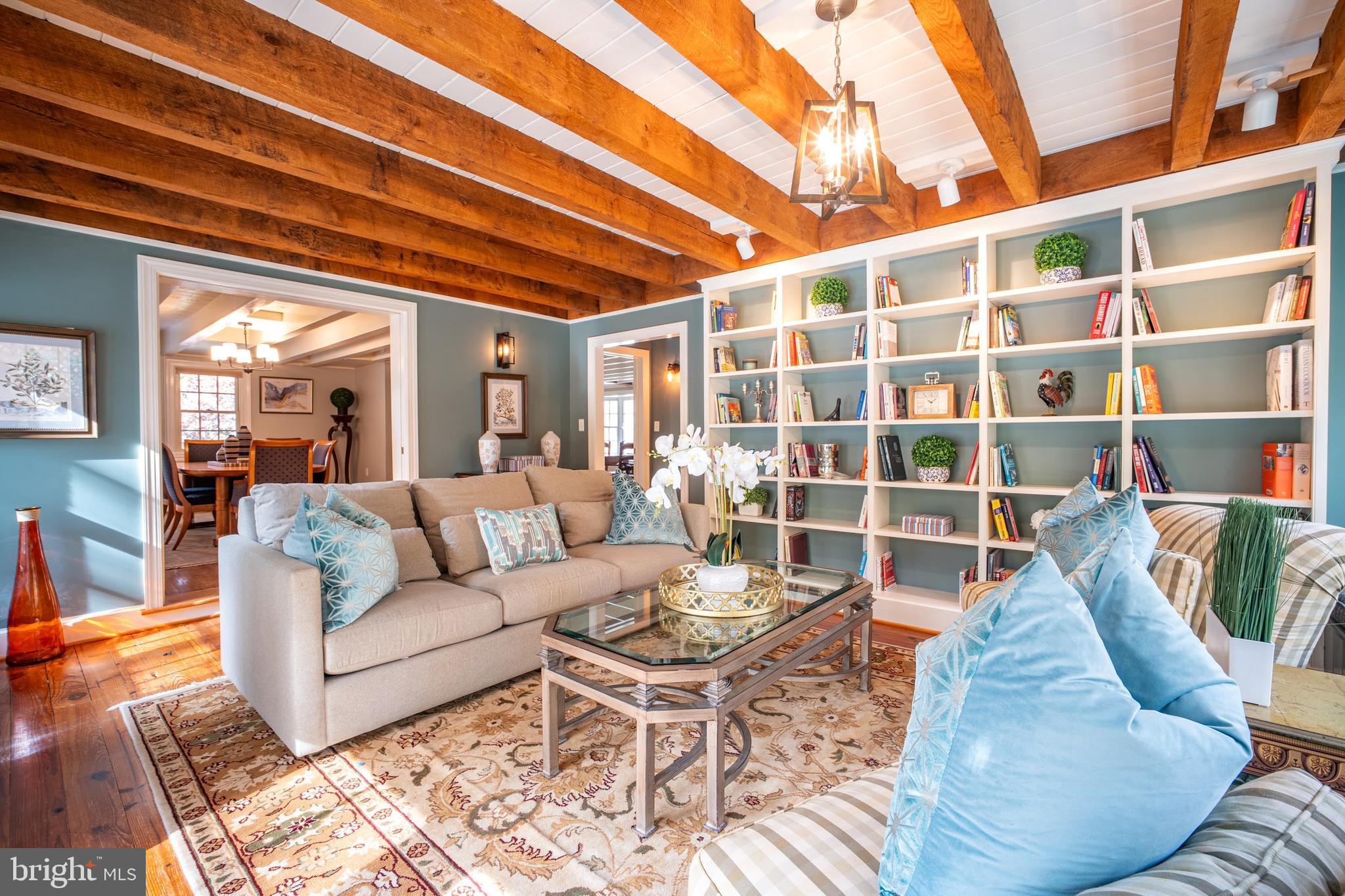 TAYLORSTOWN - Residential