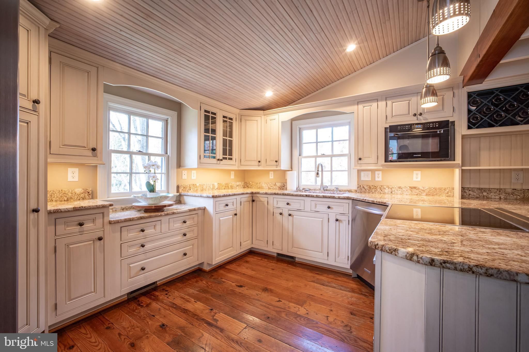 TAYLORSTOWN - Residential