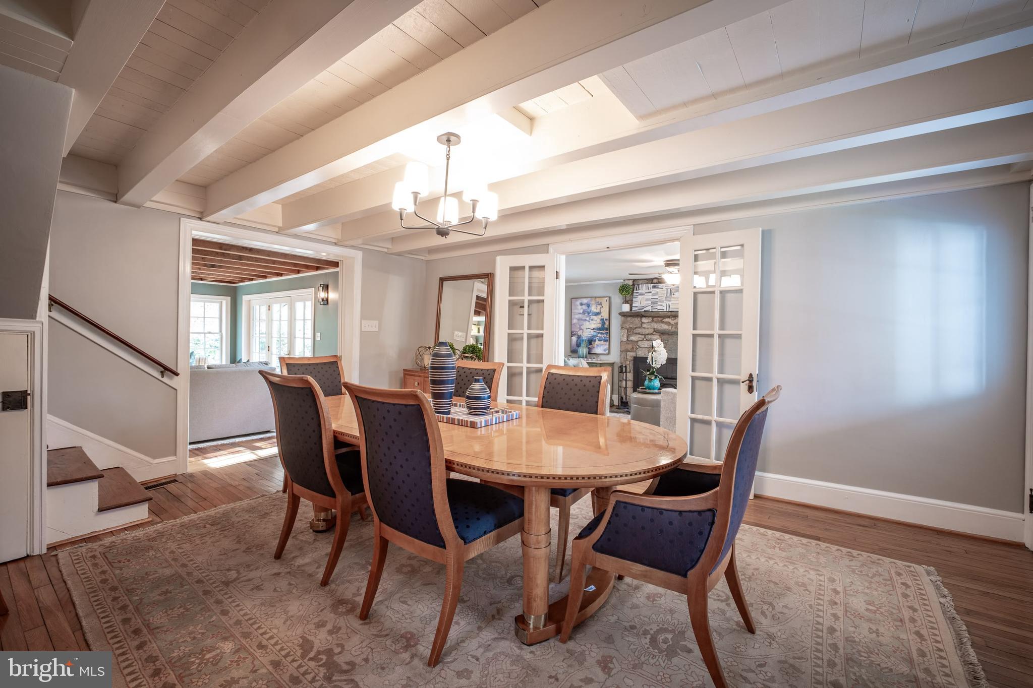 TAYLORSTOWN - Residential