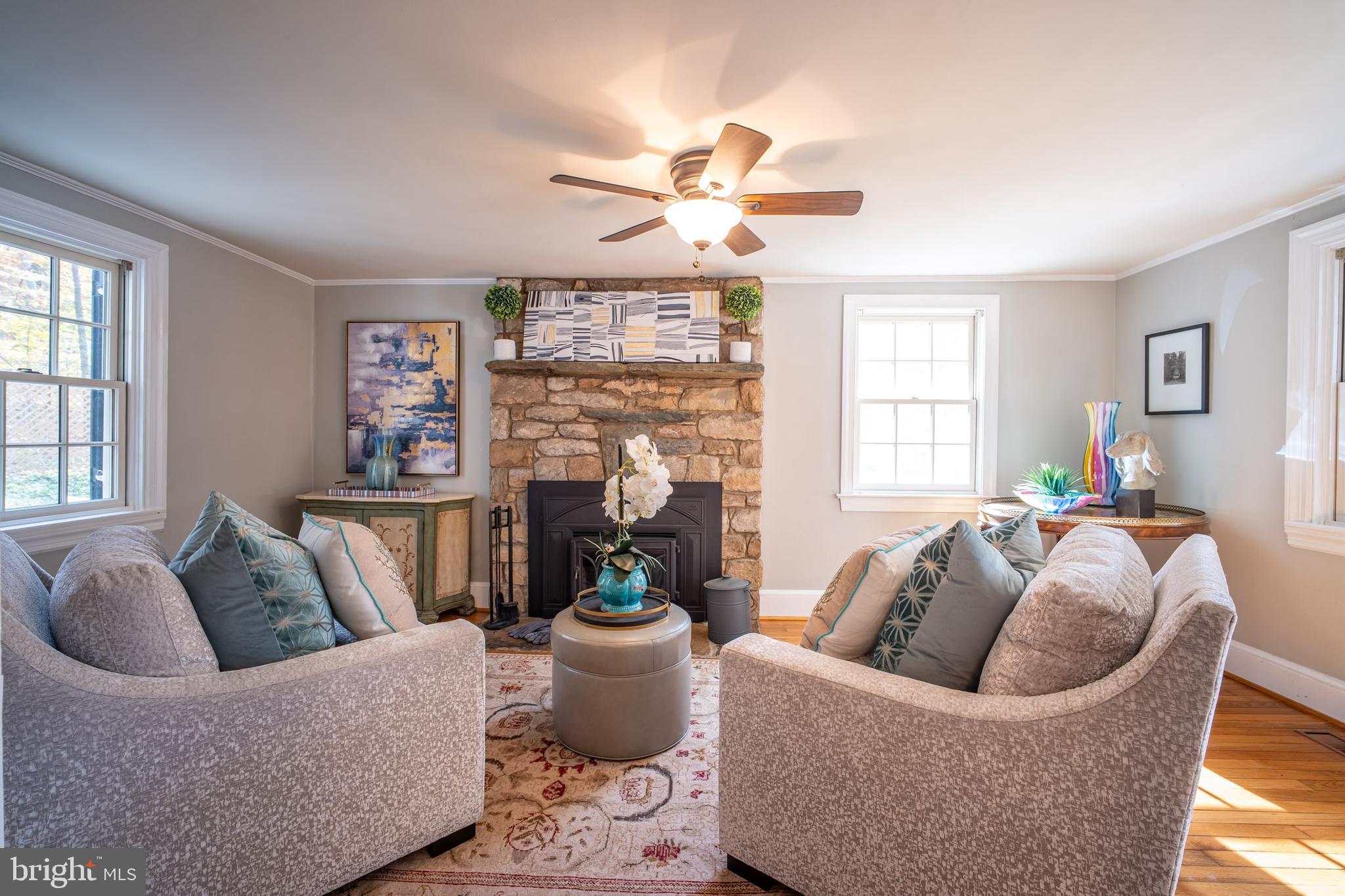 TAYLORSTOWN - Residential