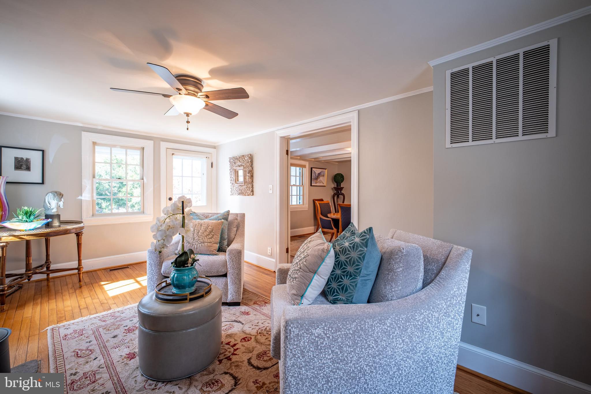 TAYLORSTOWN - Residential