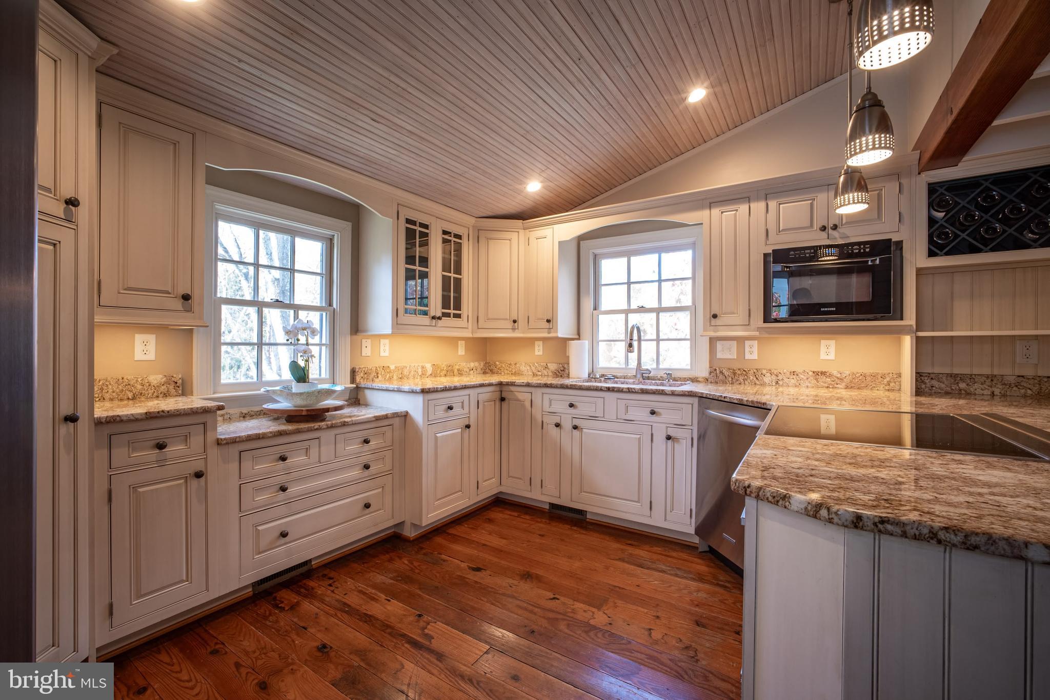 TAYLORSTOWN - Residential