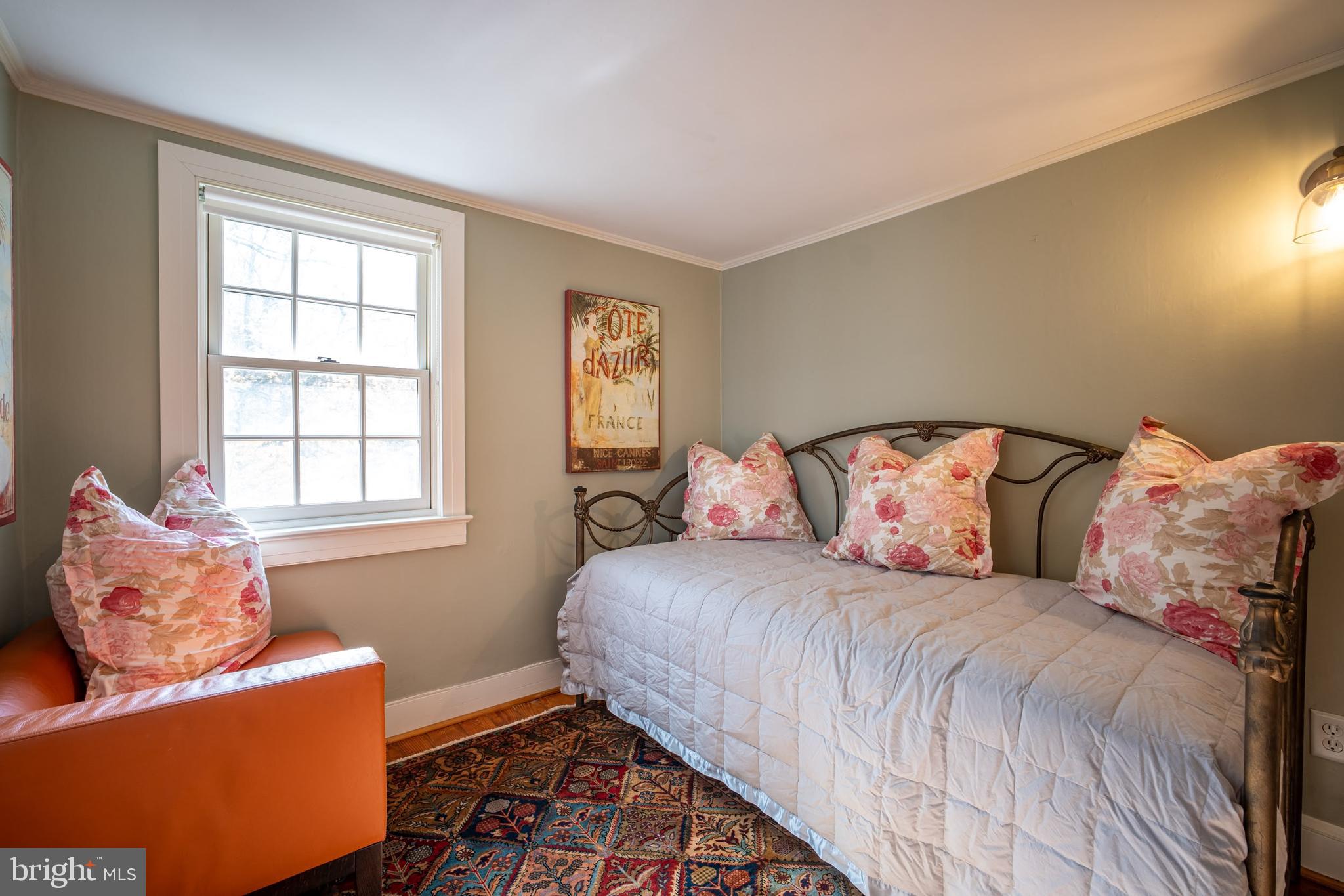 TAYLORSTOWN - Residential