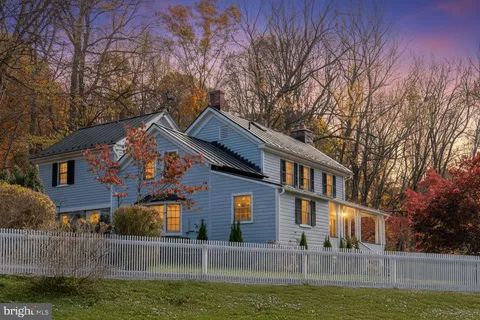 13232 Loyalty Road, Leesburg, VA MLS: VALO2110538