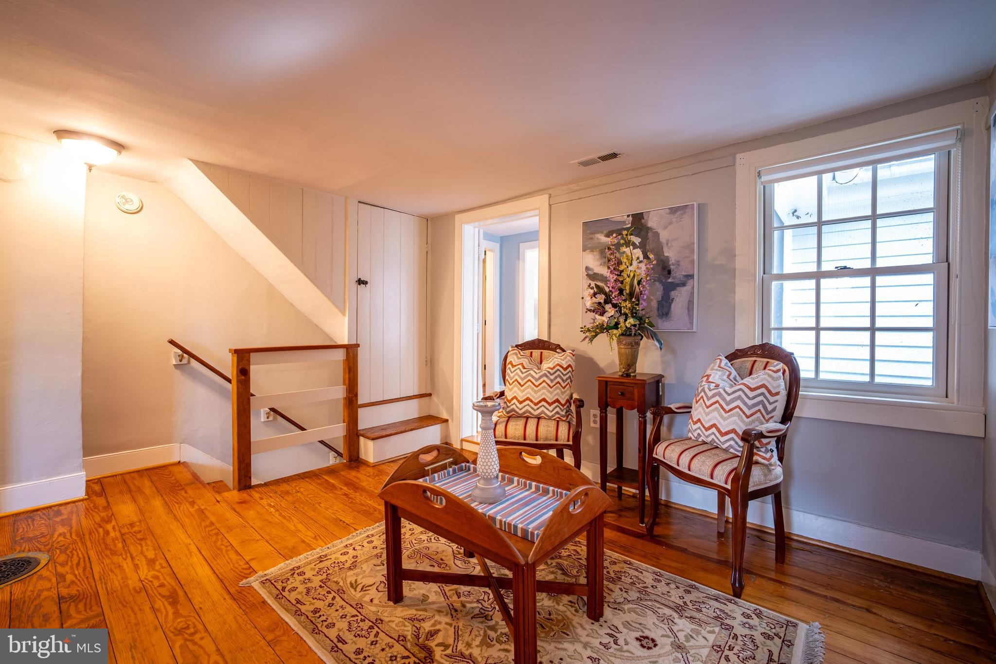 TAYLORSTOWN - Residential