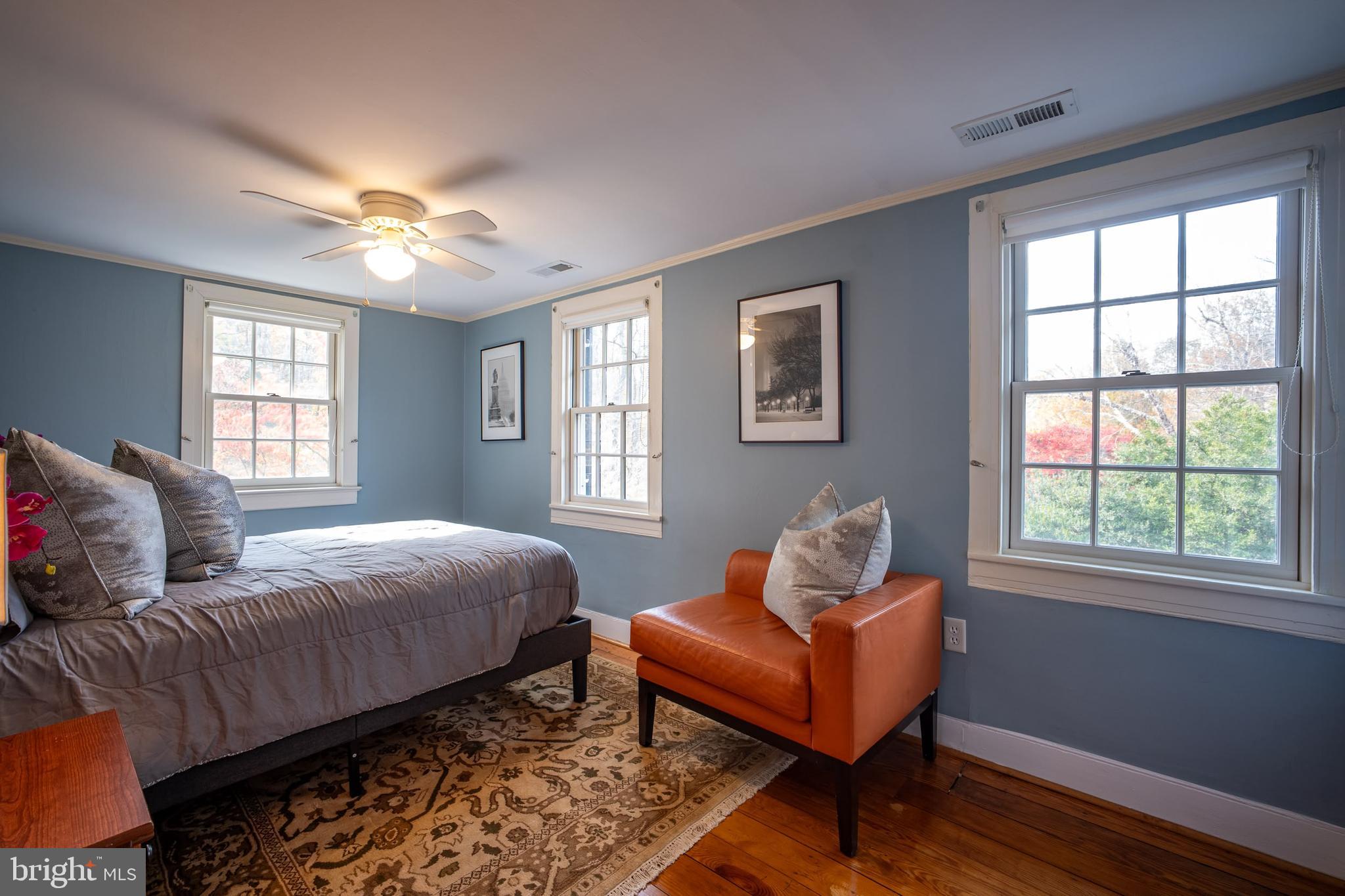 TAYLORSTOWN - Residential