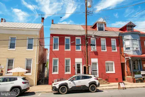 MLS: PABK2073216