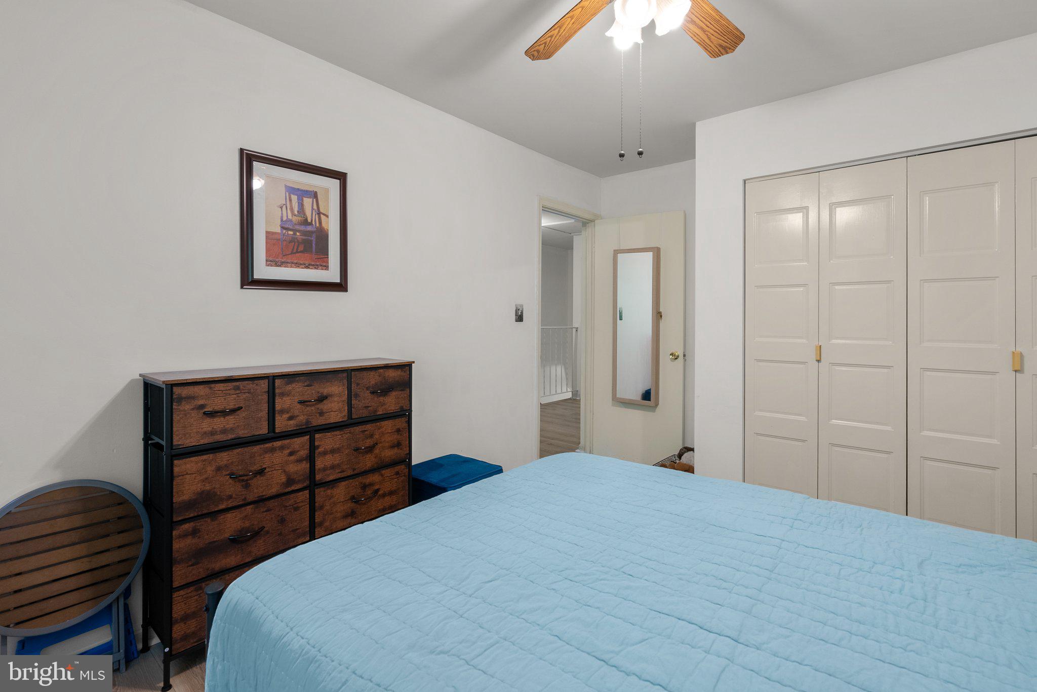 SHADOW OAK - Residential