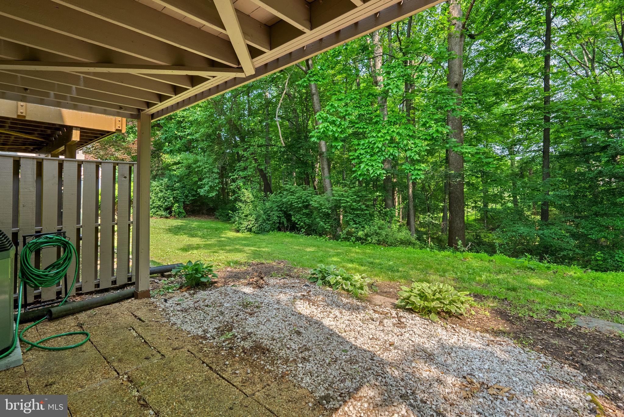 SHADOW OAK - Residential