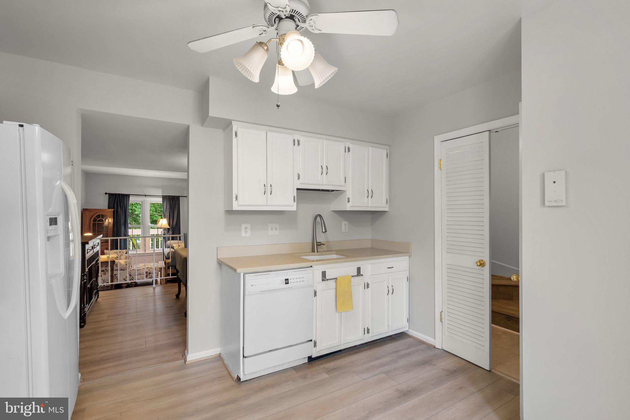 SHADOW OAK - Residential