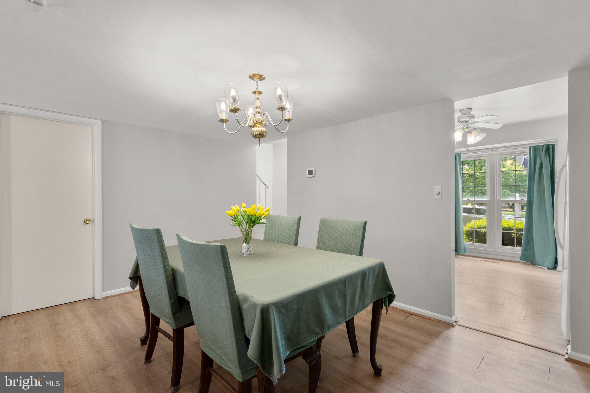 SHADOW OAK - Residential