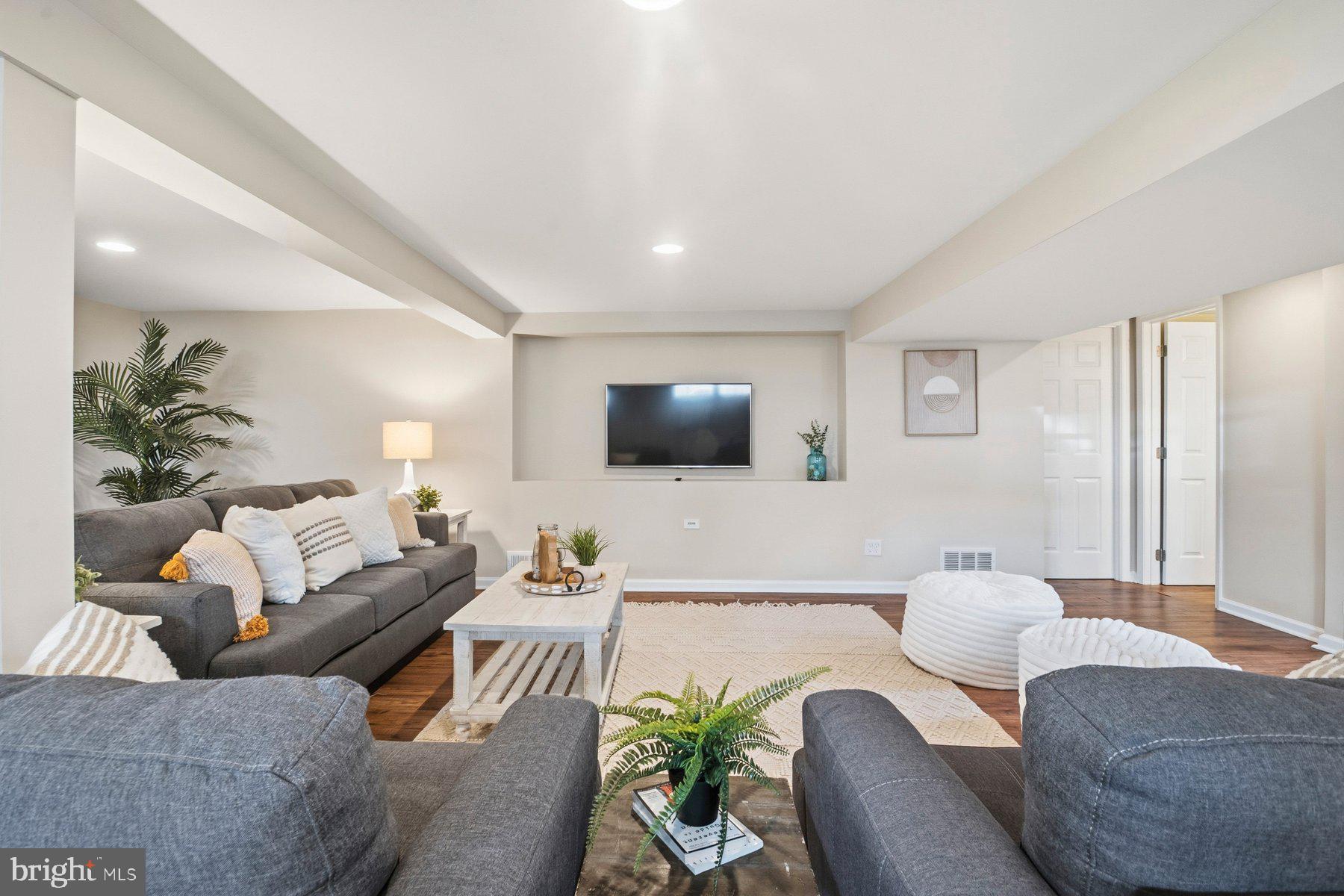 SPRINGLAKE - Residential