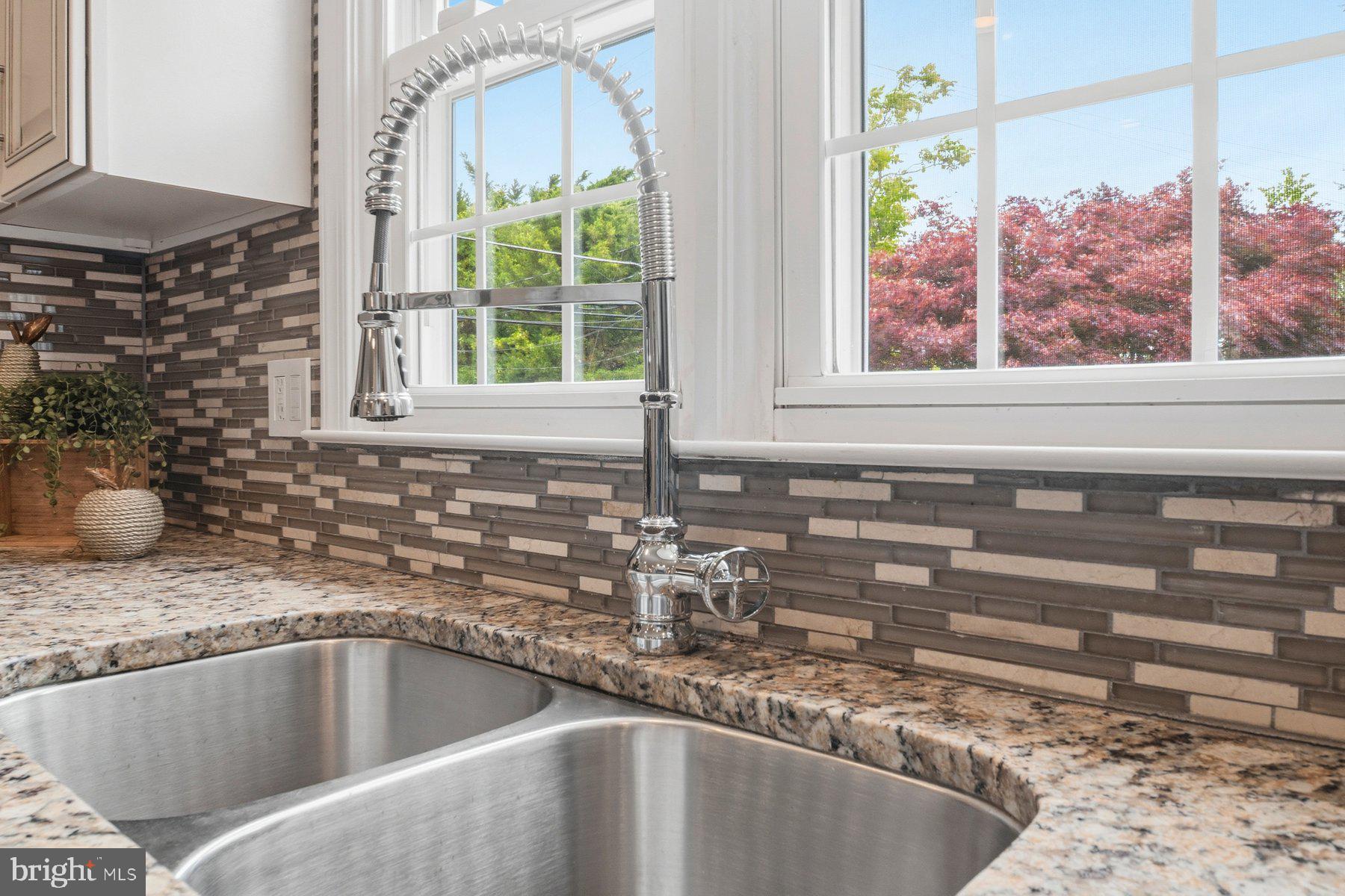 SPRINGLAKE - Residential