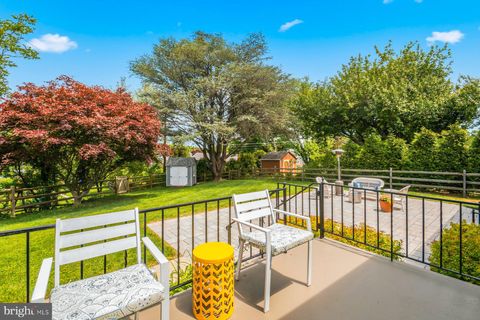 Tiny photo for 214 Chantrey Road, LUTHERVILLE TIMONIUM, MD 21093 (MLS # MDBC2163290)