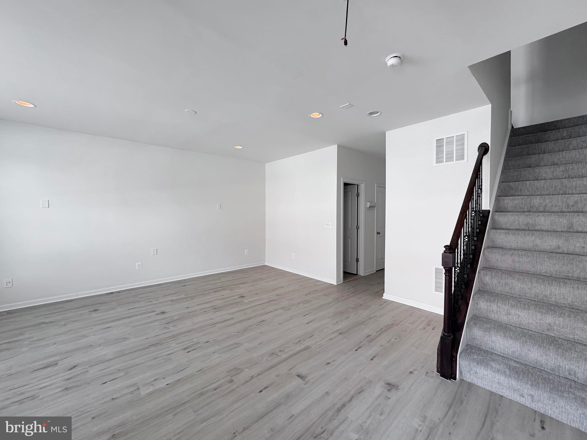 BRAMBLETON - Residential Lease