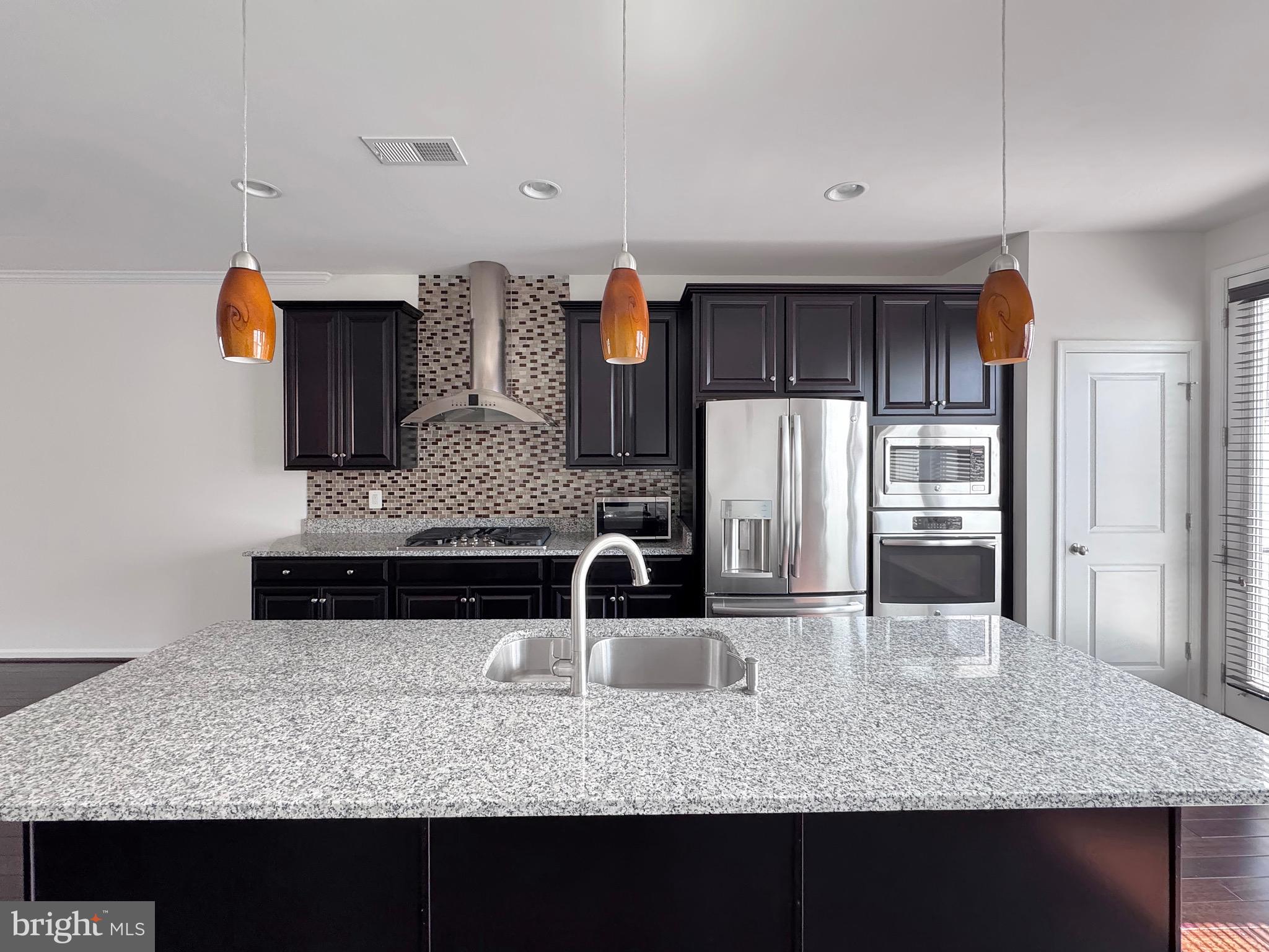 BRAMBLETON - Residential Lease